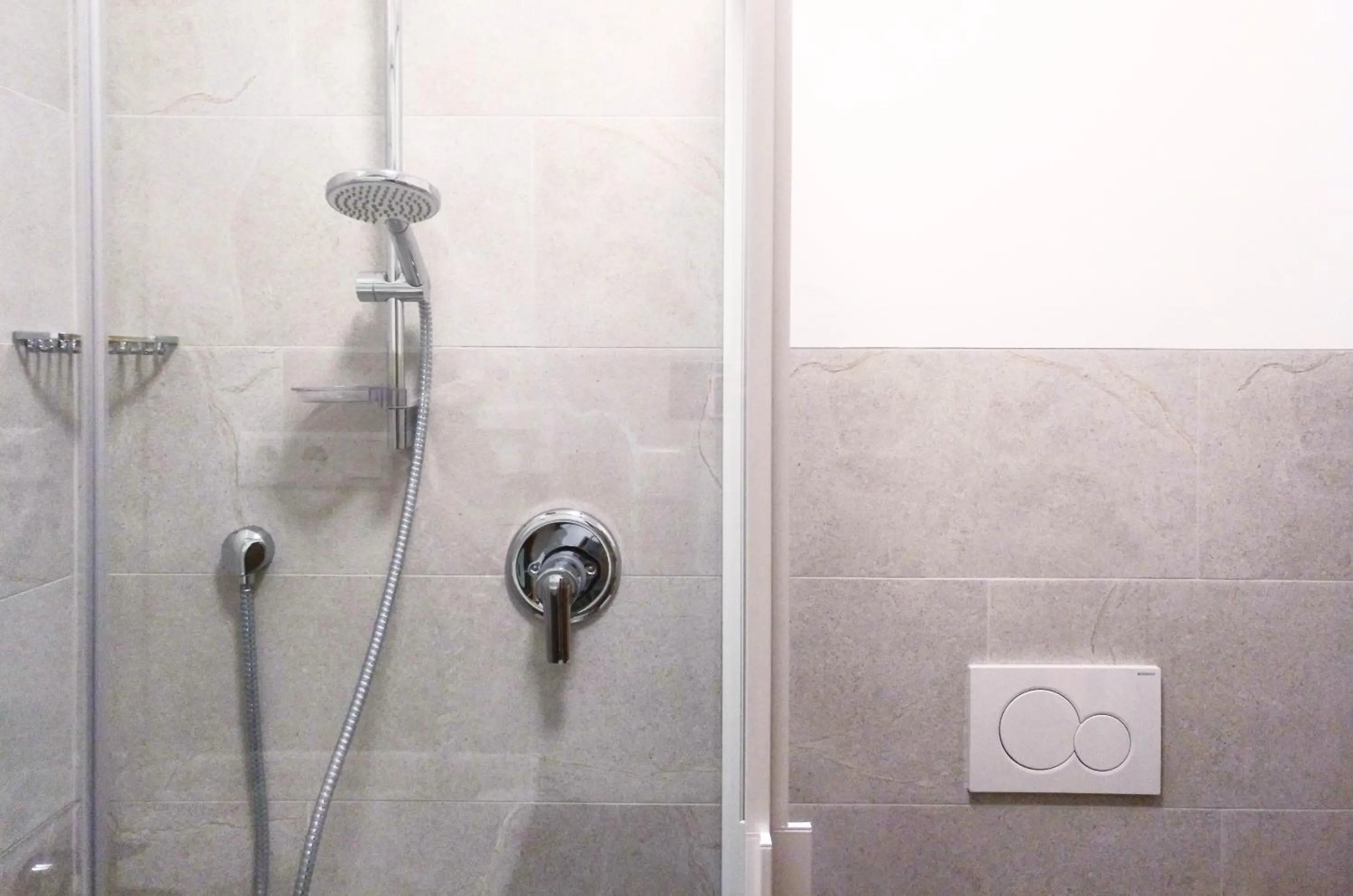 Shower in Hotel Pension Schweitzer