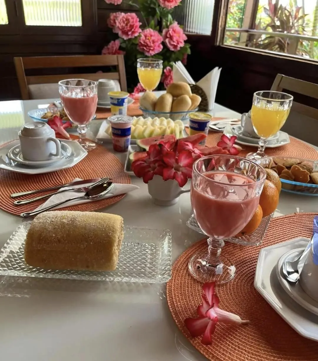 Breakfast in Pousada das Flores