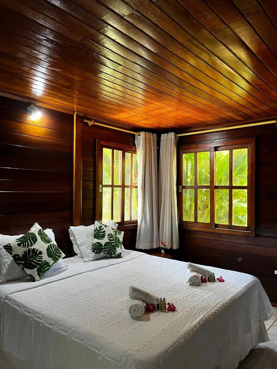 Bed in Pousada das Flores