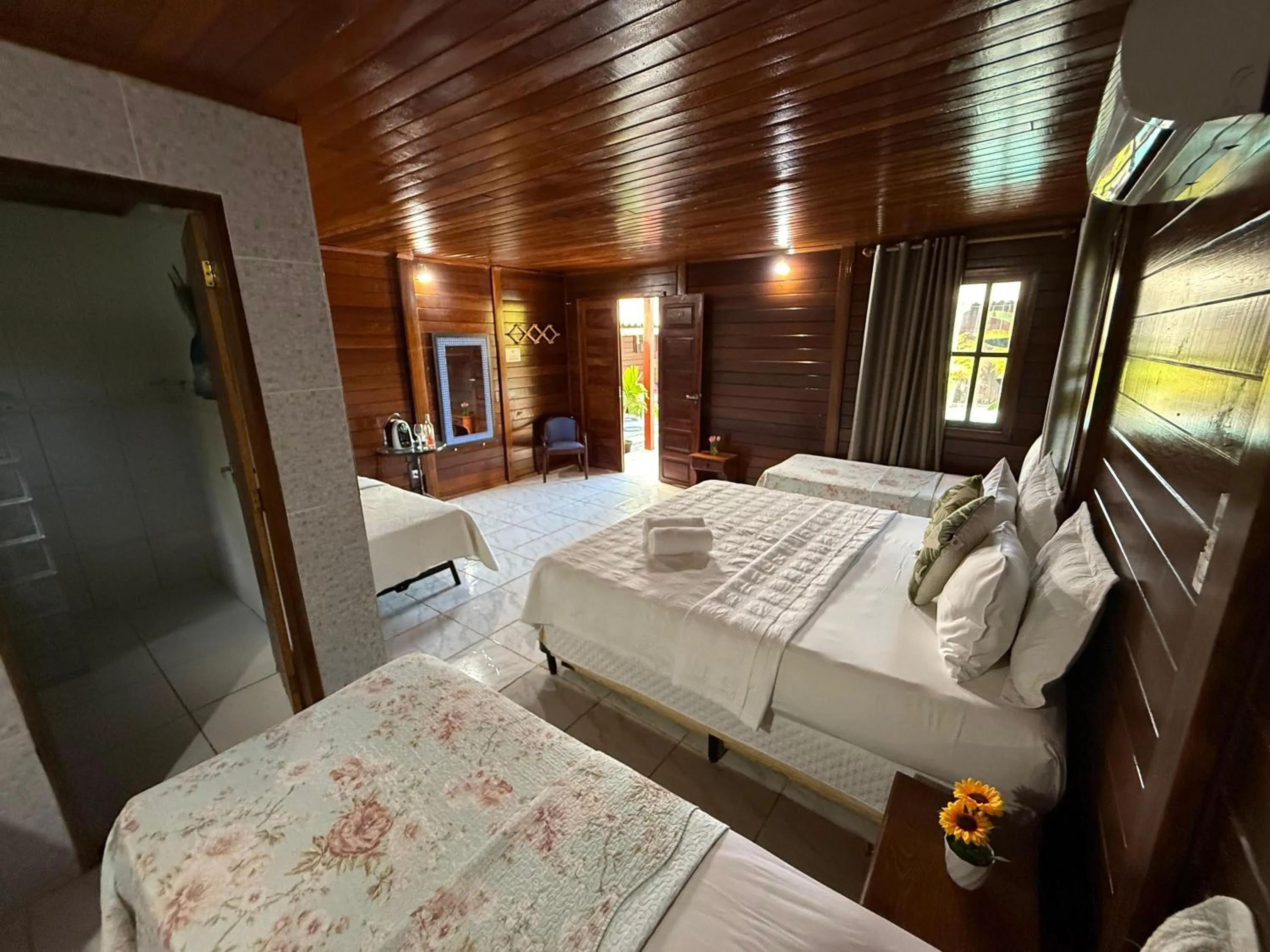 Bed in Pousada das Flores