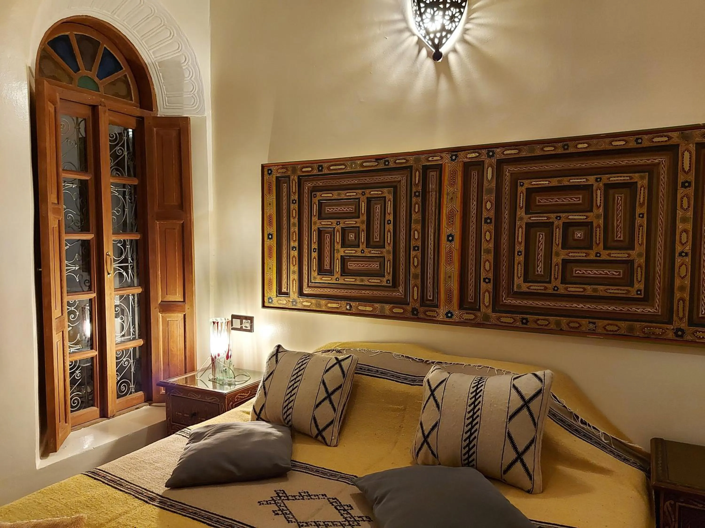 Bedroom, Bed in Dar Hayati