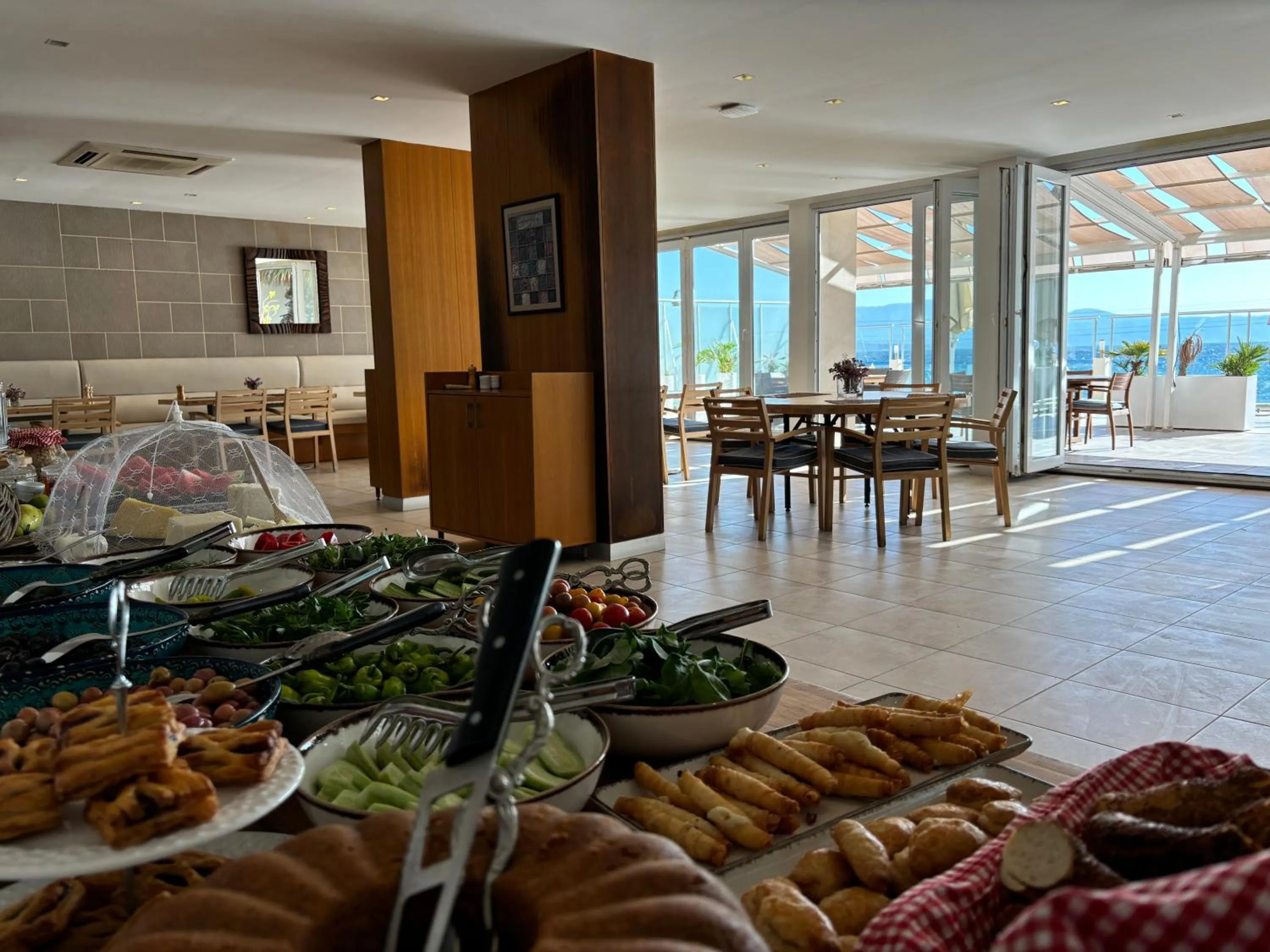 Buffet breakfast in Dalyan Residence & Suites