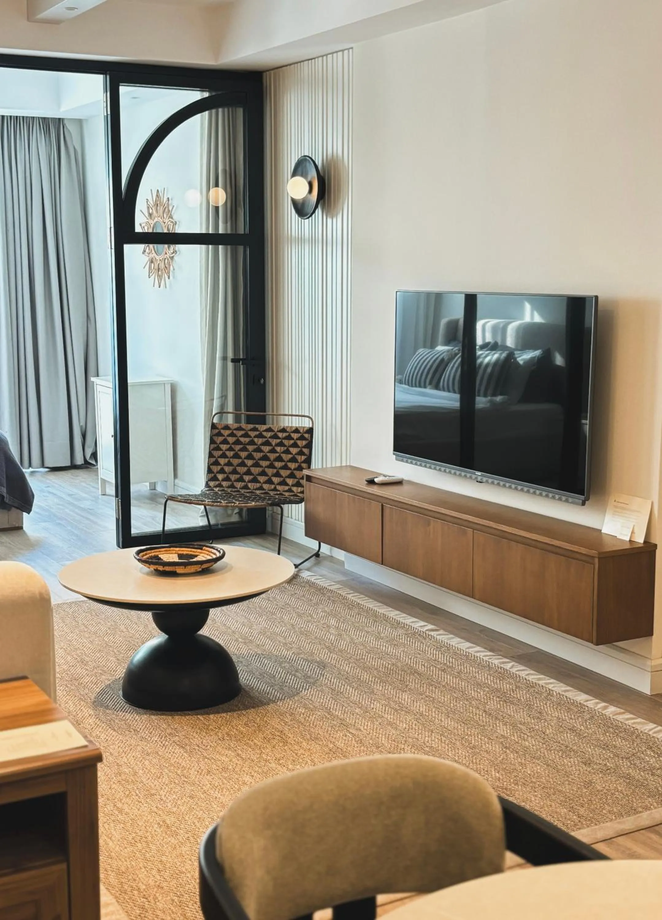 TV and multimedia in Dalyan Residence & Suites
