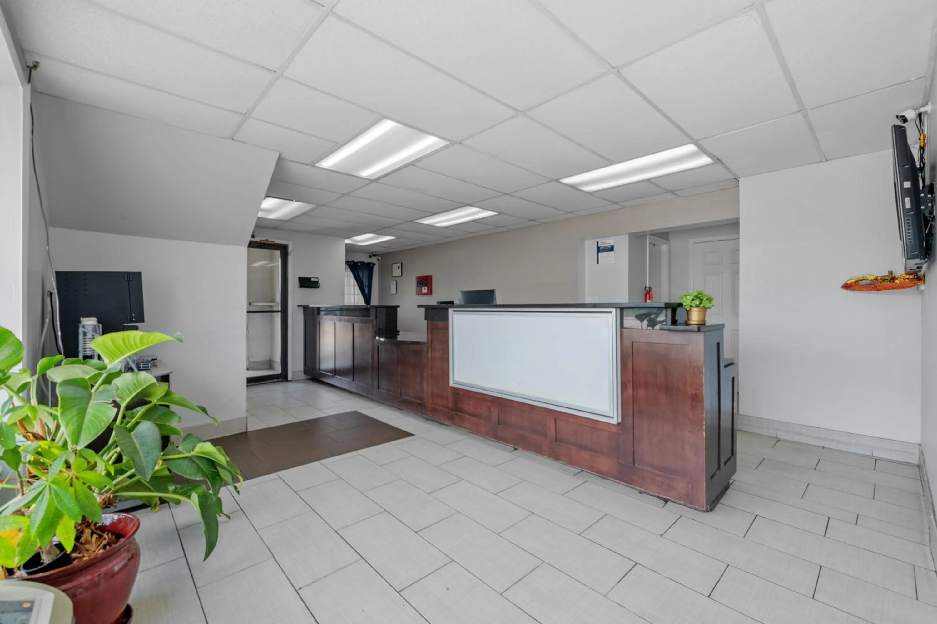 Lobby or reception in Budget Inn-Norfolk, VA - Oceanview