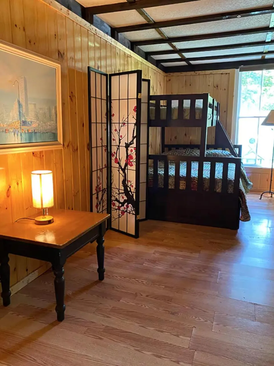 Bedroom, Bed in The Elms Waterfront Cottages