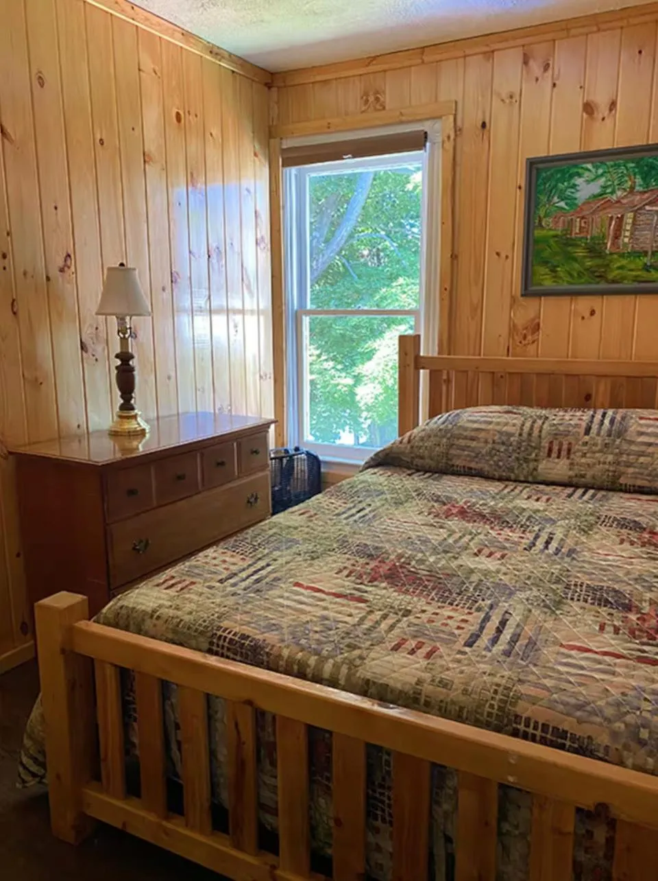Bedroom, Bed in The Elms Waterfront Cottages