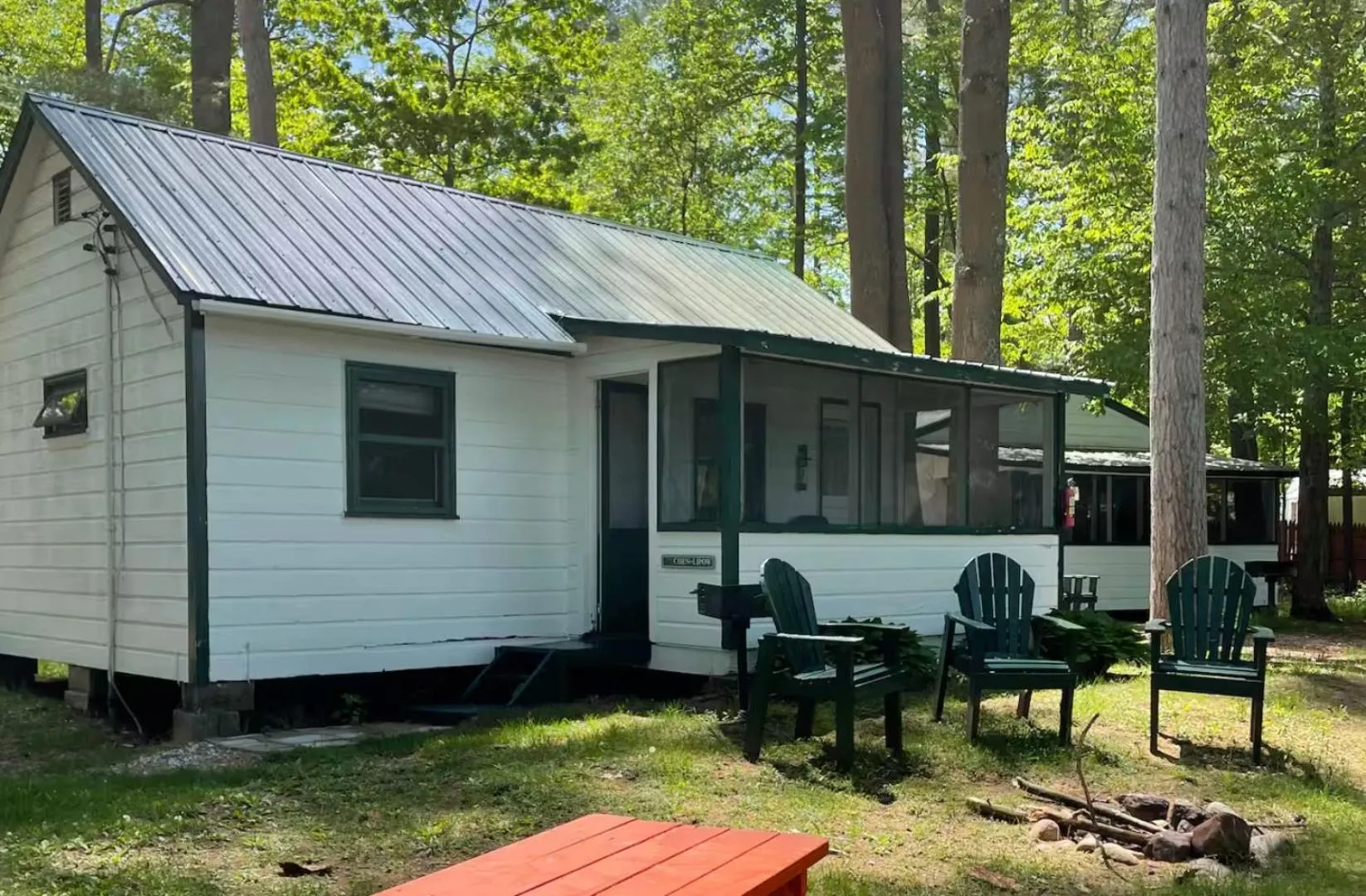 Patio in The Elms Waterfront Cottages