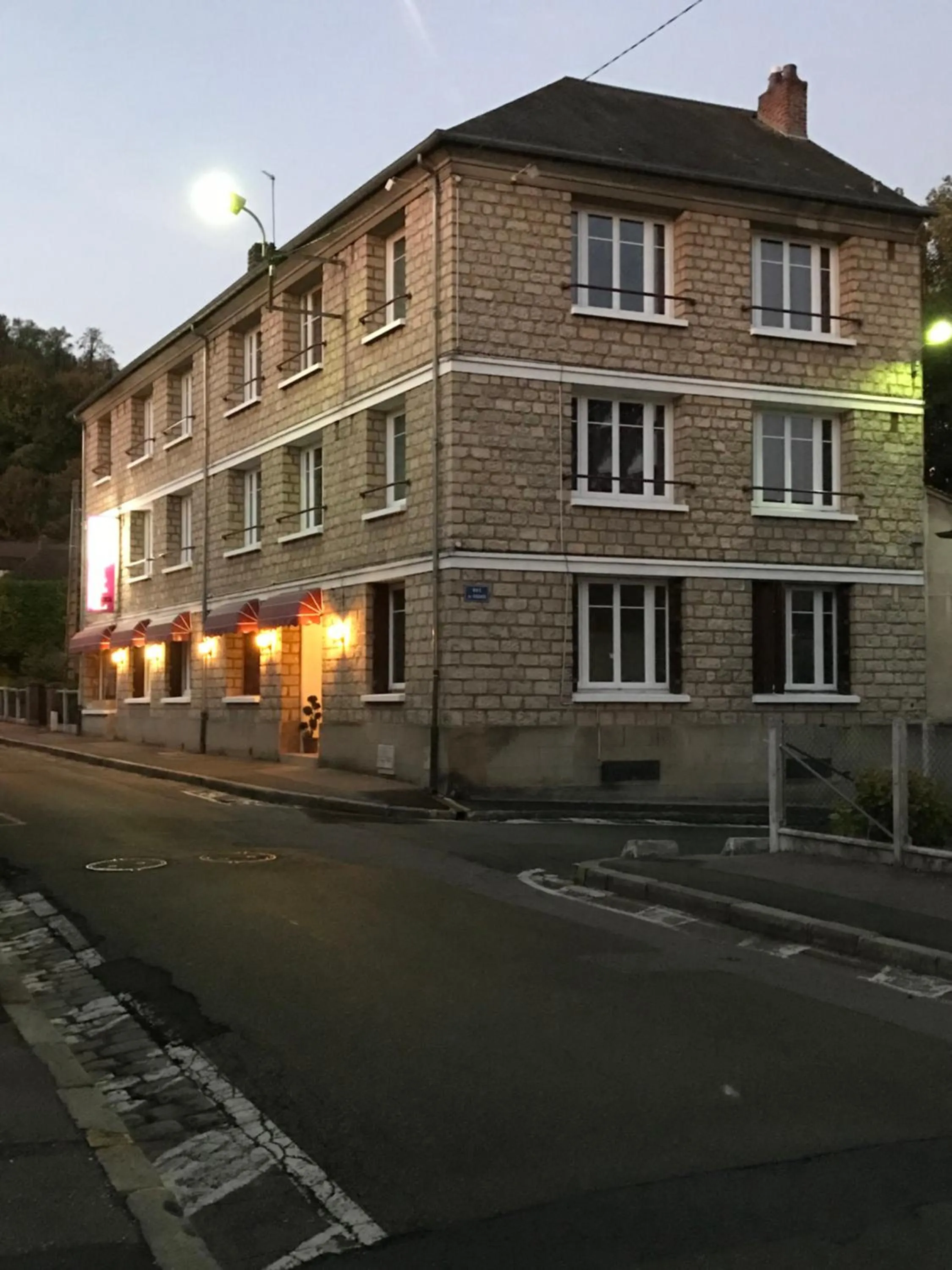 HÔTEL LES IRIS