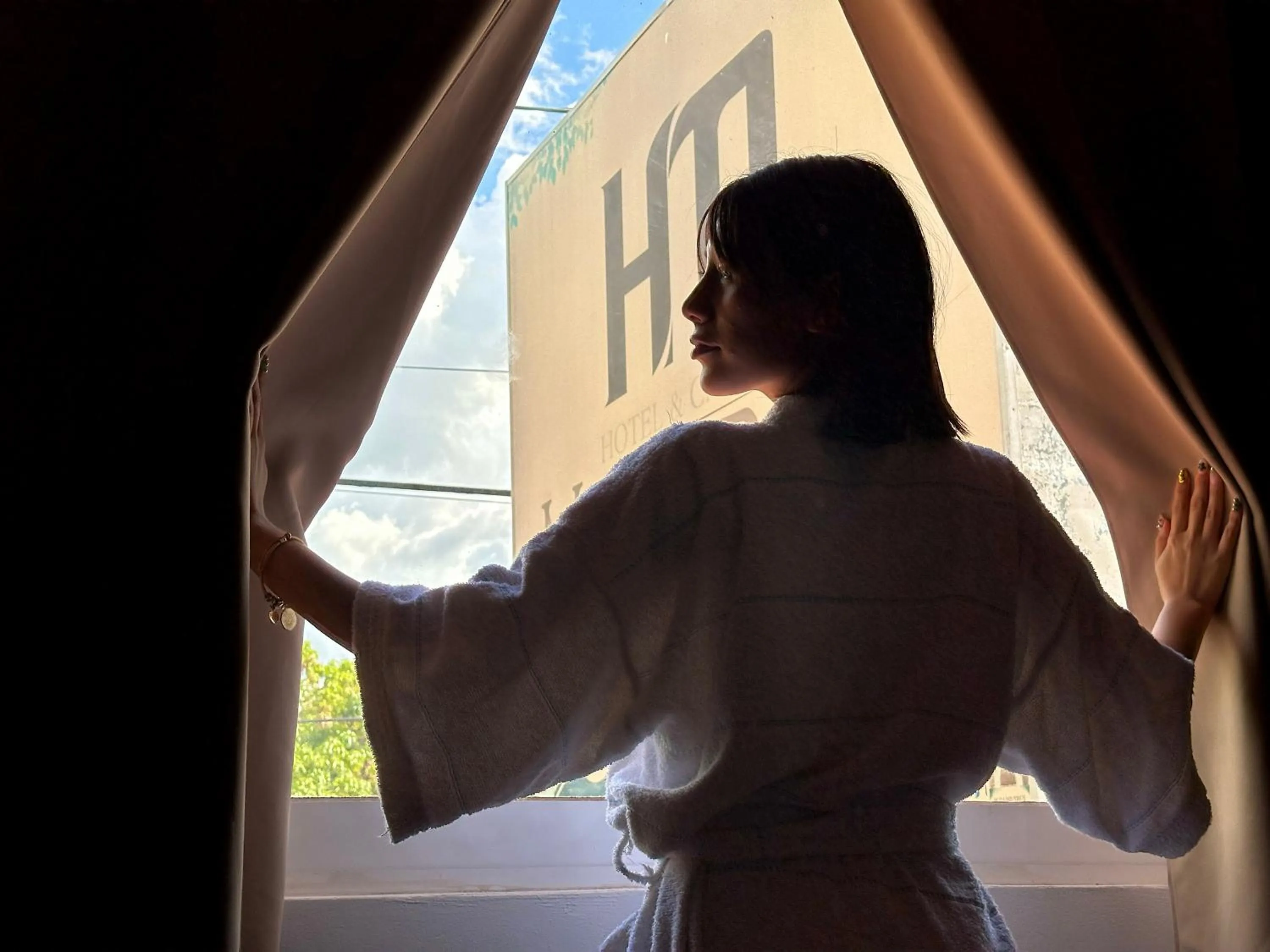 People in Hotel Makarios