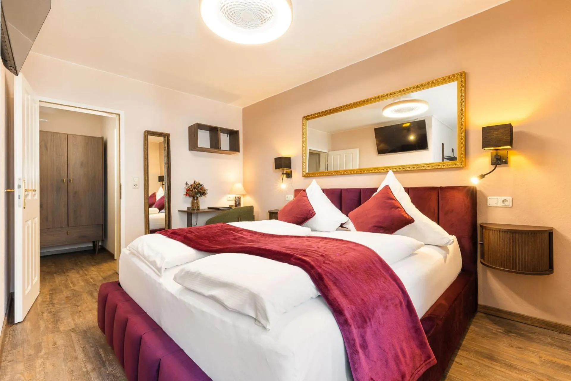 Photo of the whole room, Bed in Sieben Zimmer am See