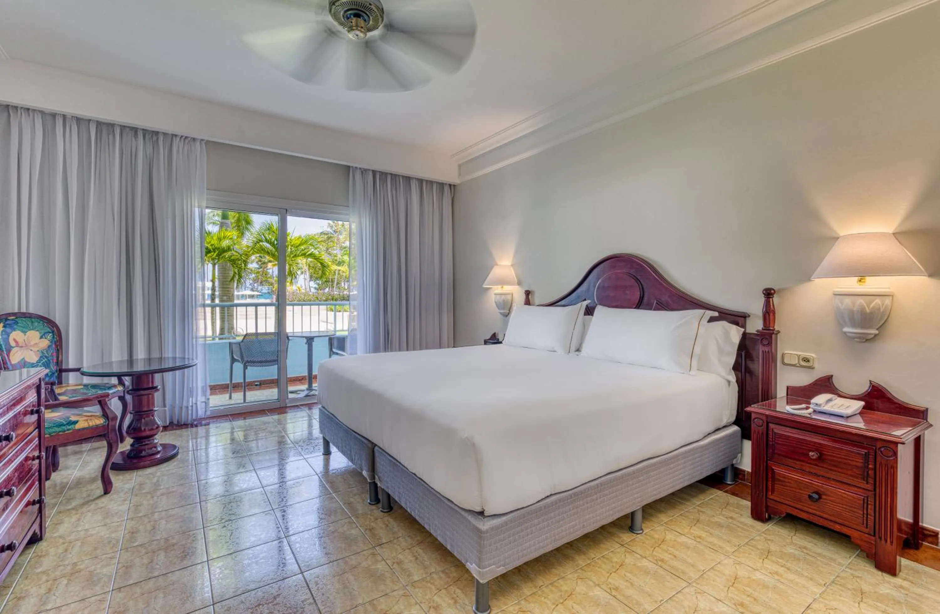 Shower, Bed in Senator Puerto Plata