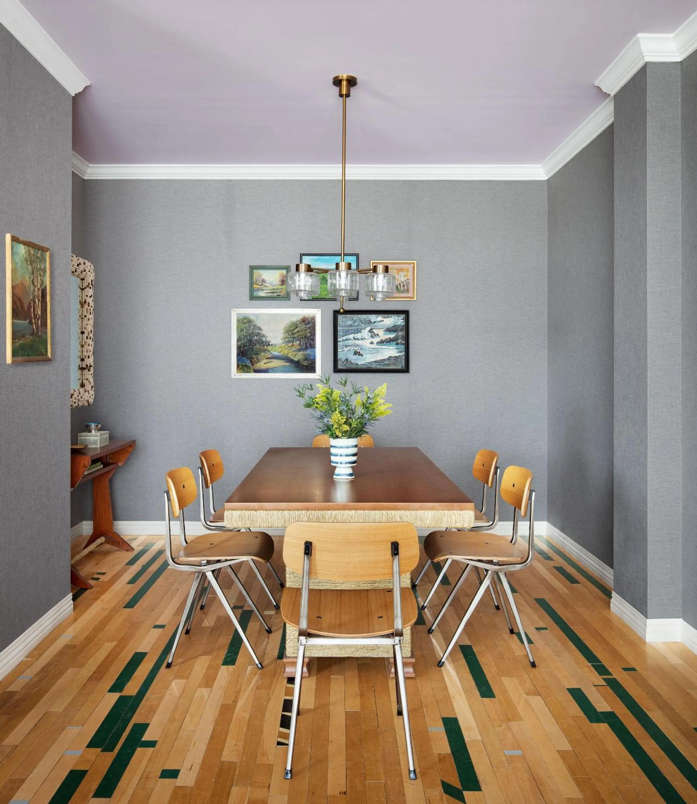 Living room in Graduate by Hilton Chapel Hill