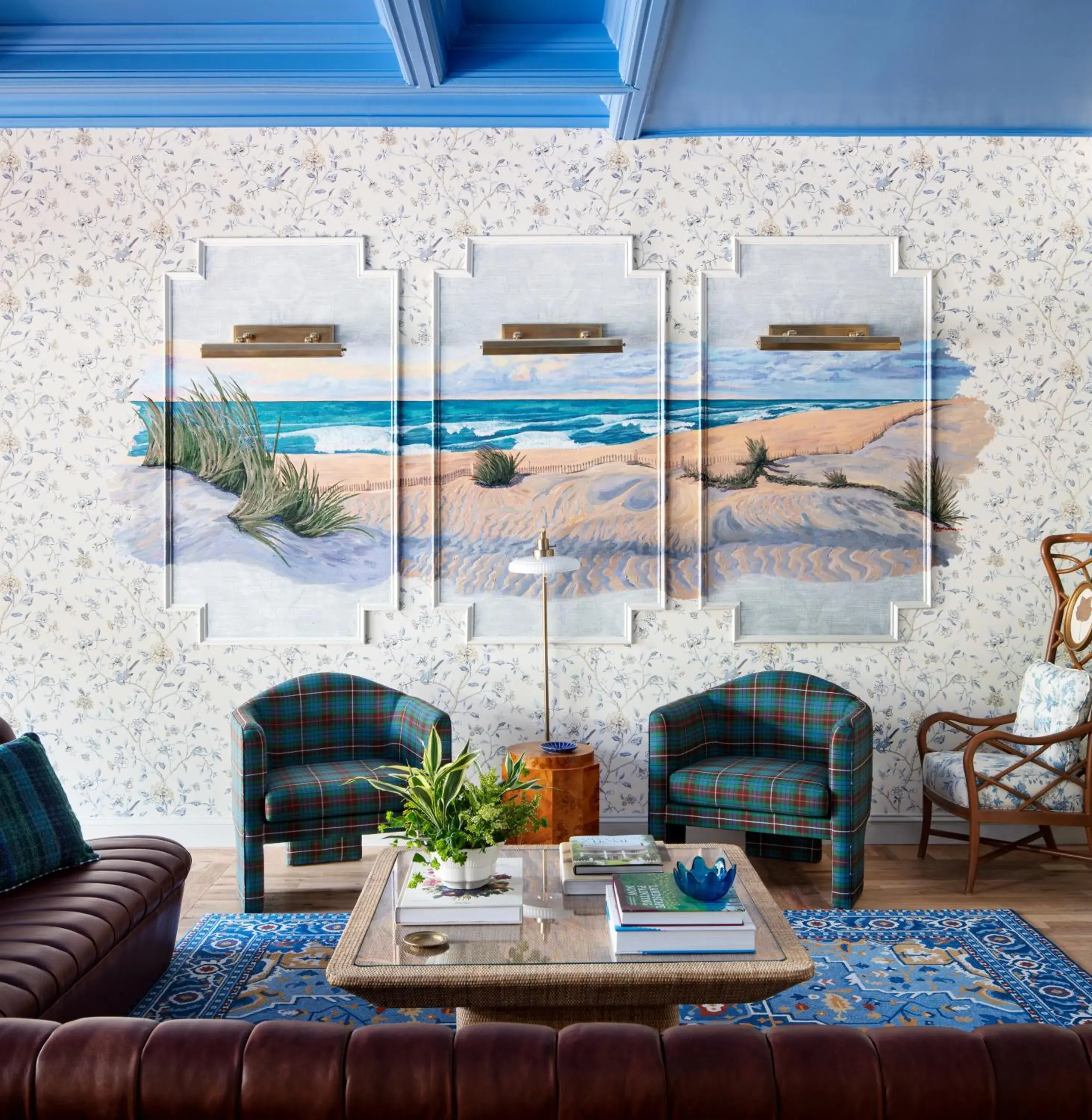 Lobby or reception in Graduate by Hilton Chapel Hill Lobby or reception in Graduate by Hilton Chapel Hill