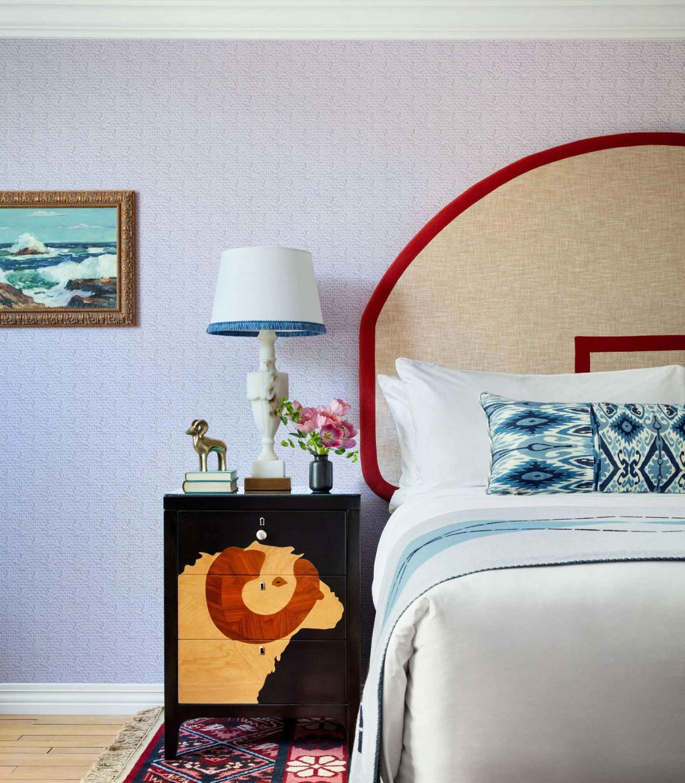 Bed in Graduate by Hilton Chapel Hill