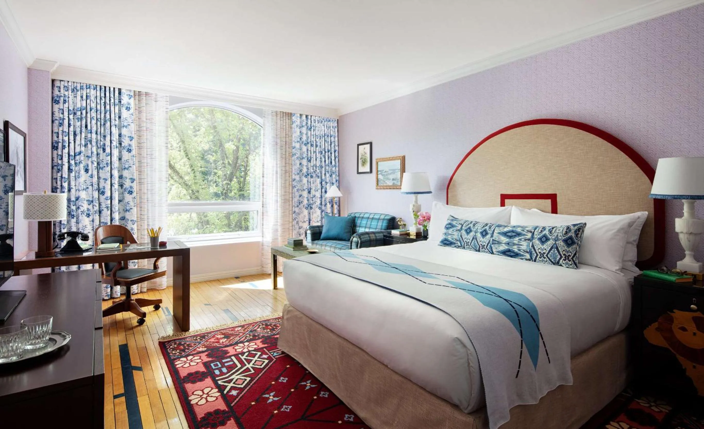 Bed in Graduate by Hilton Chapel Hill