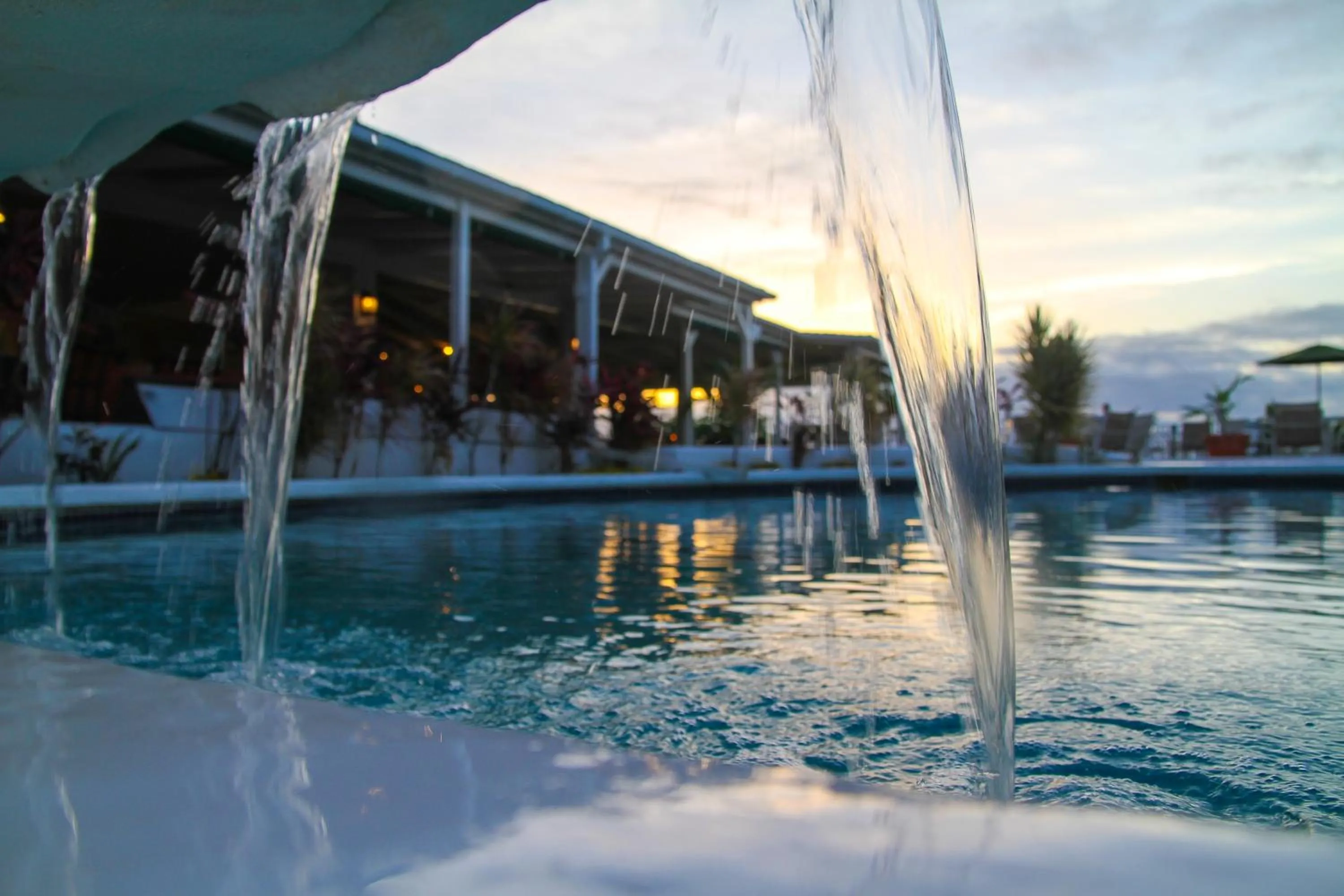Swimming pool in Trade Winds Hotel
