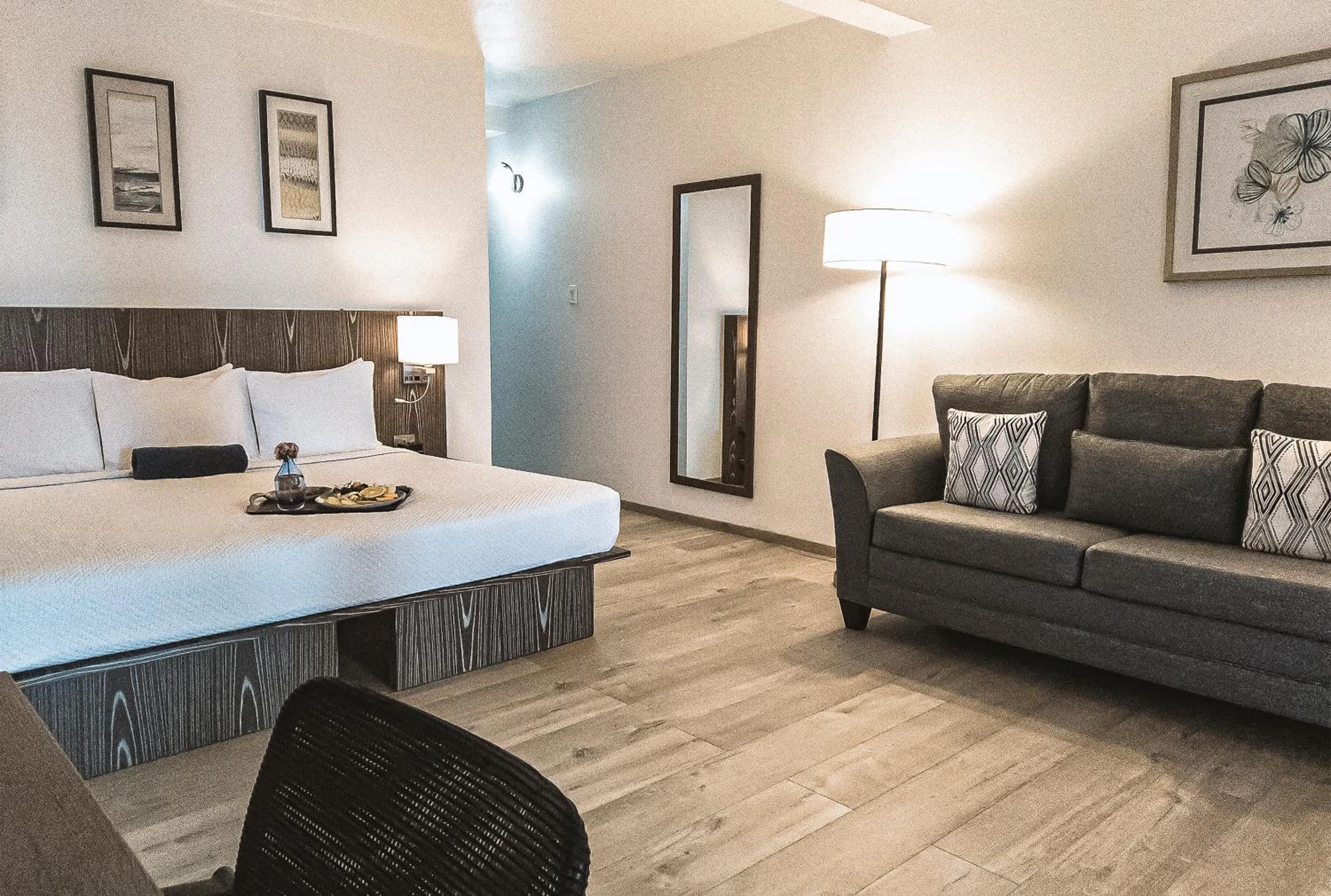 Bedroom in Trade Winds Hotel