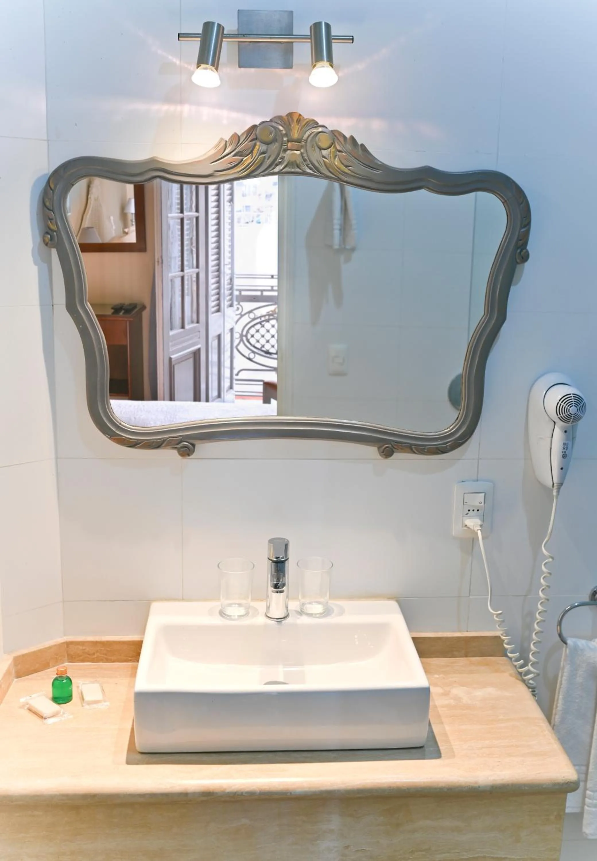 Bathroom in Hotel Palacio