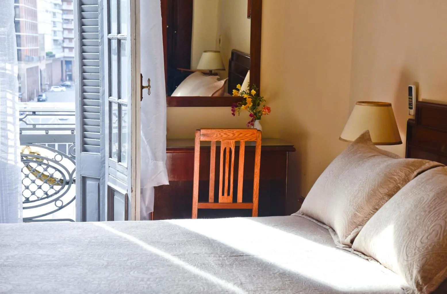 Photo of the whole room, Bed in Hotel Palacio