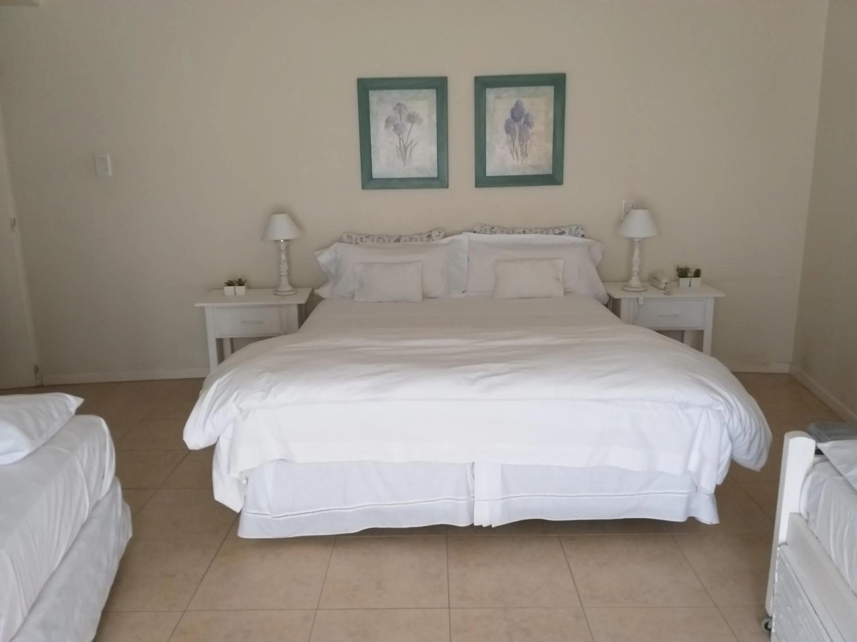 Family Room (3 Adults + 1 Child) in Hotel Boutique Posada Piedras Blancas