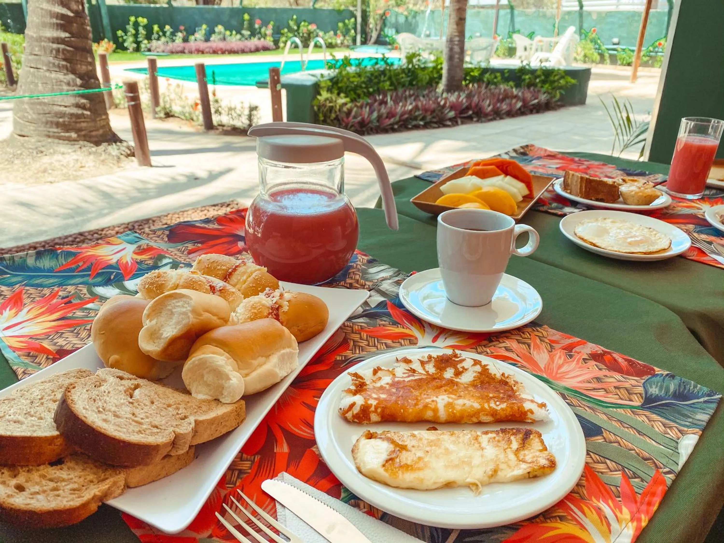Food and drinks in Chalés Praias do Sul