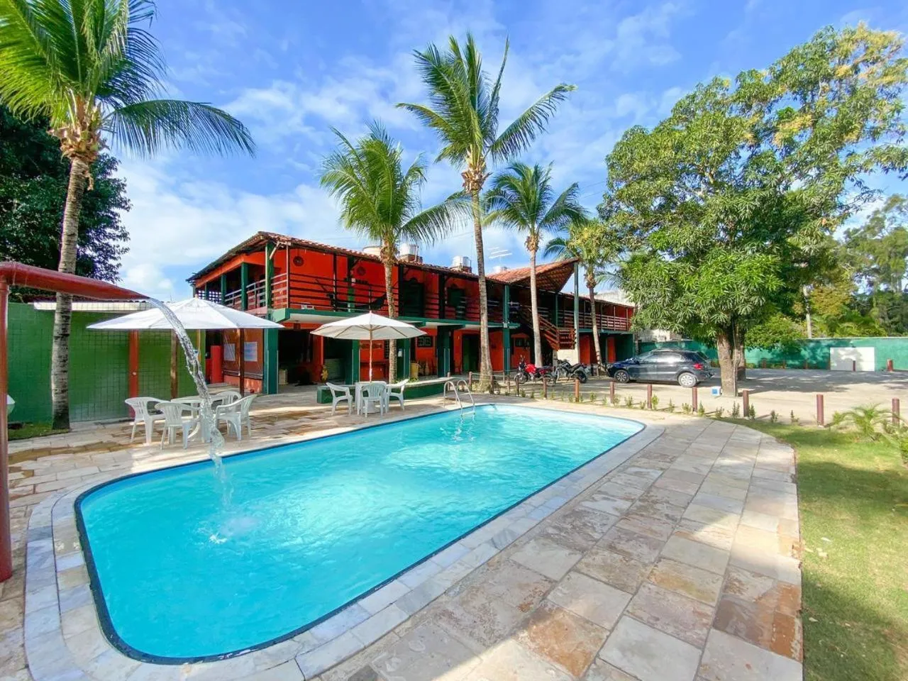 Swimming pool in Chalés Praias do Sul