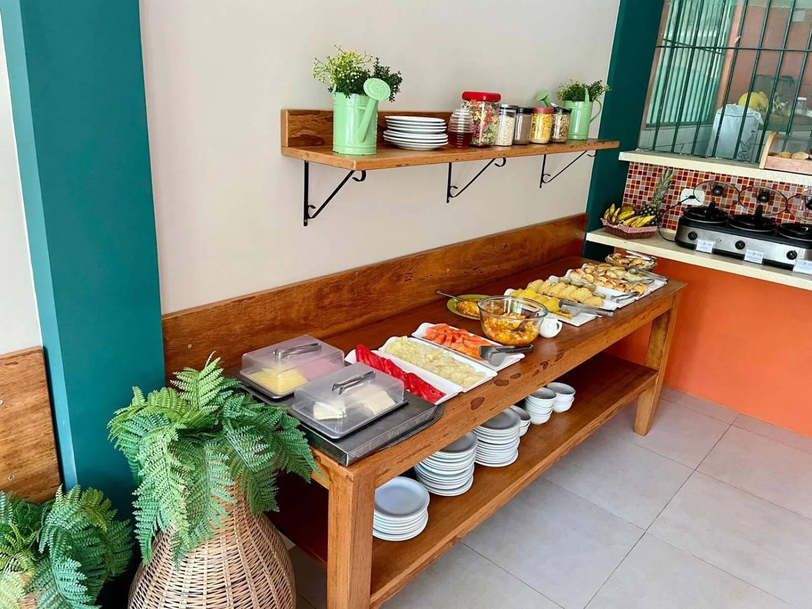 Buffet breakfast in Chalés Praias do Sul