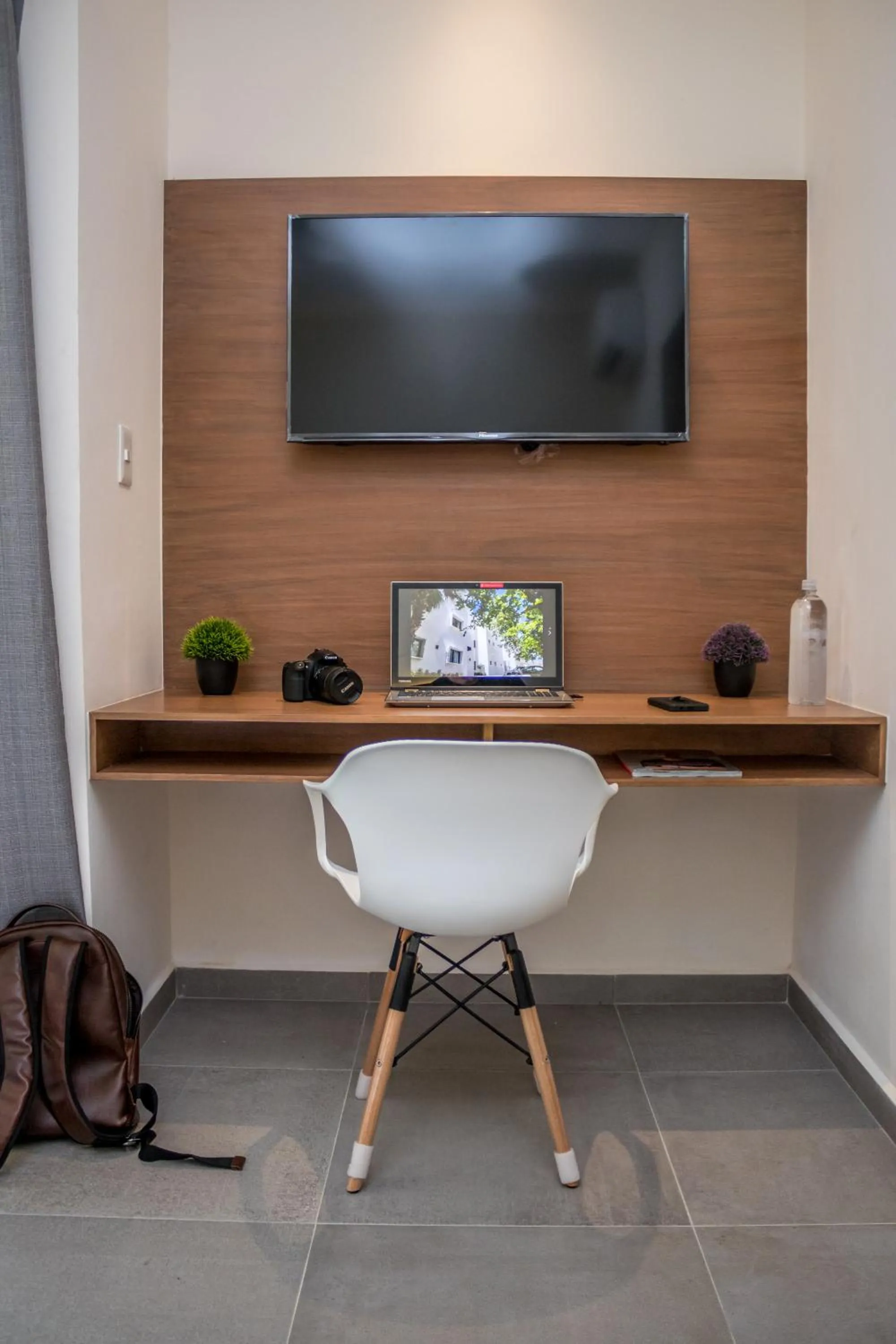 TV and multimedia in Viento Suites Cancún