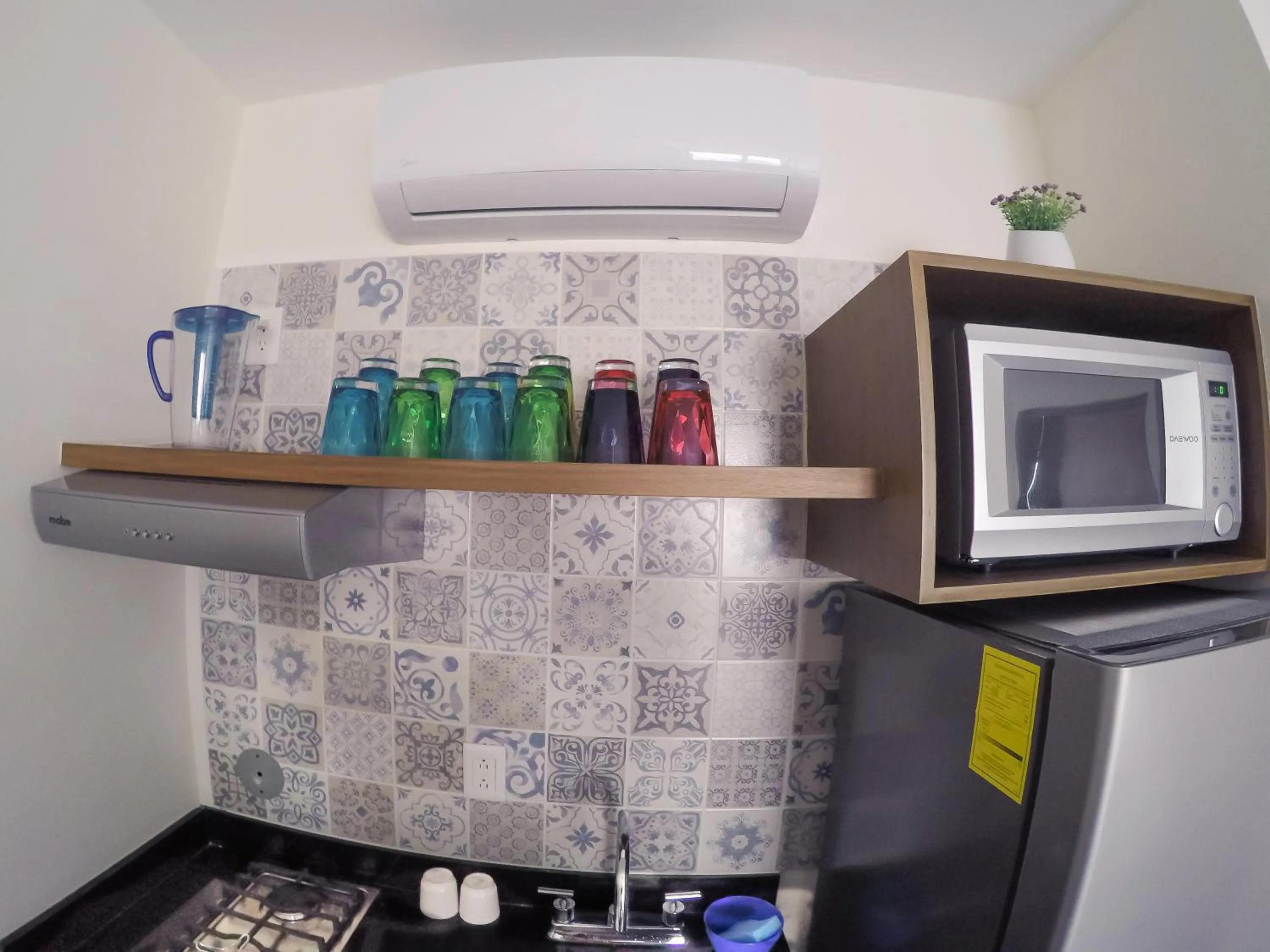 Kitchen or kitchenette in Viento Suites Cancún