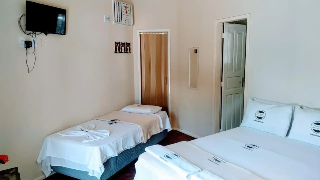 Deluxe Quadruple Room in Pousada Mama África