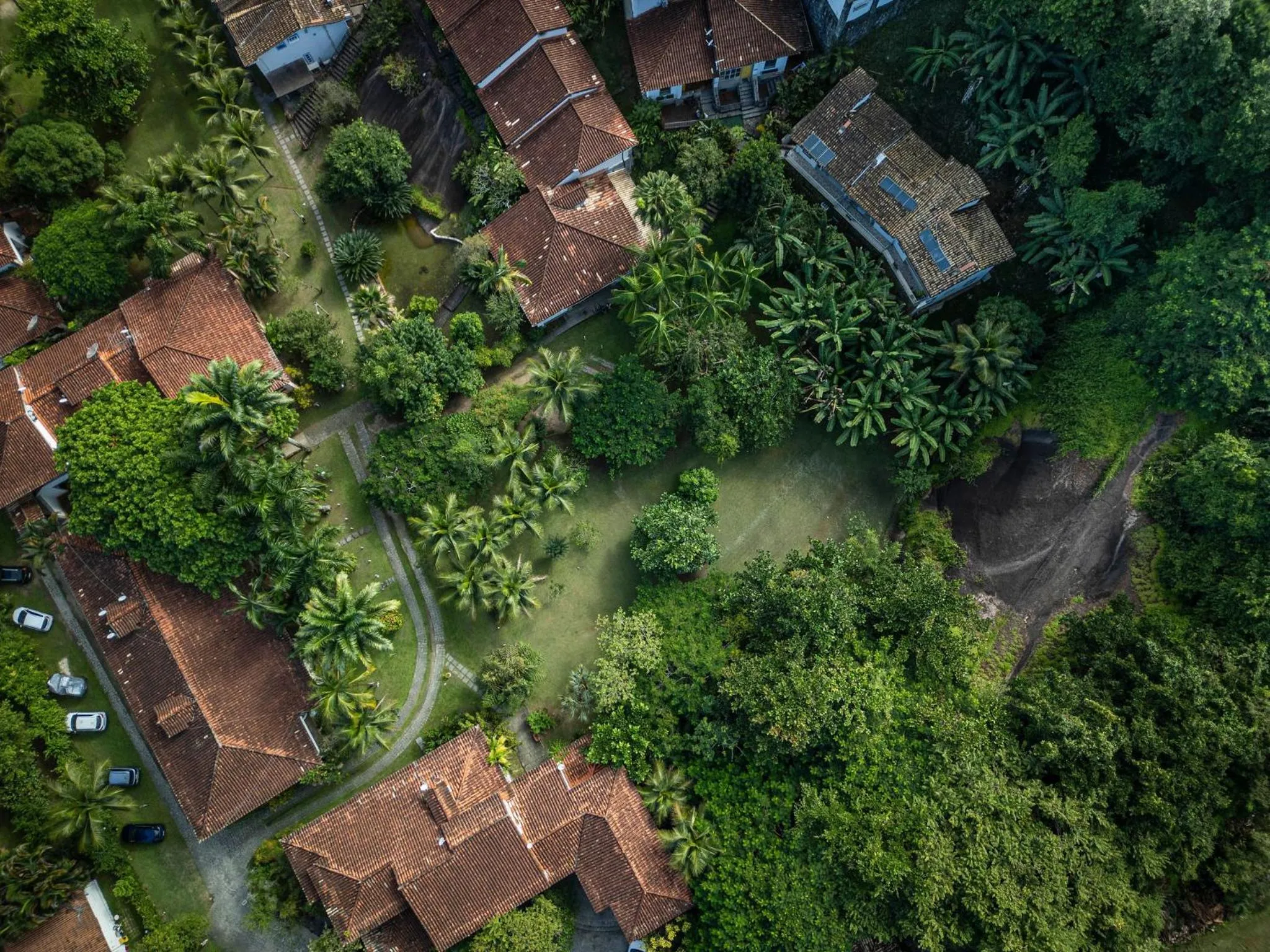 Spring in Casa Condominio Piccola Paraty