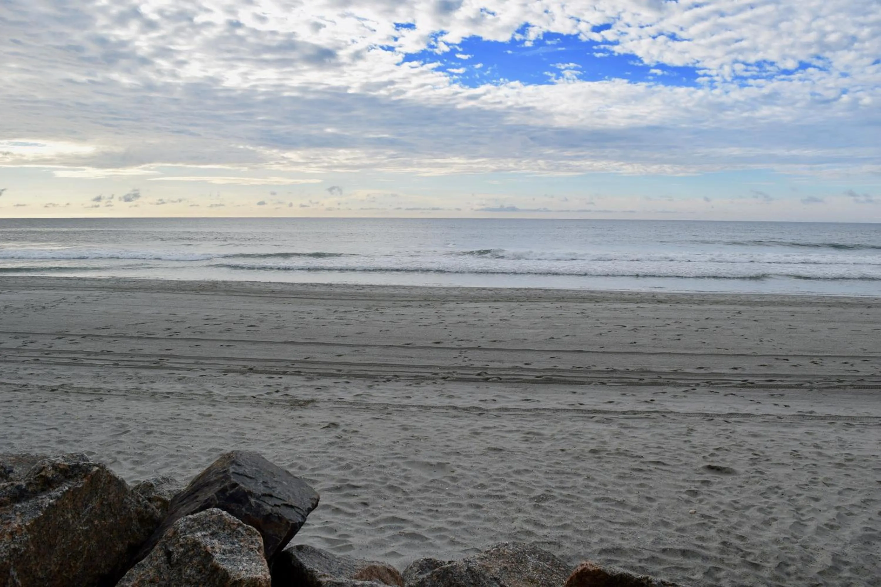 Beach in Atalaya Towers