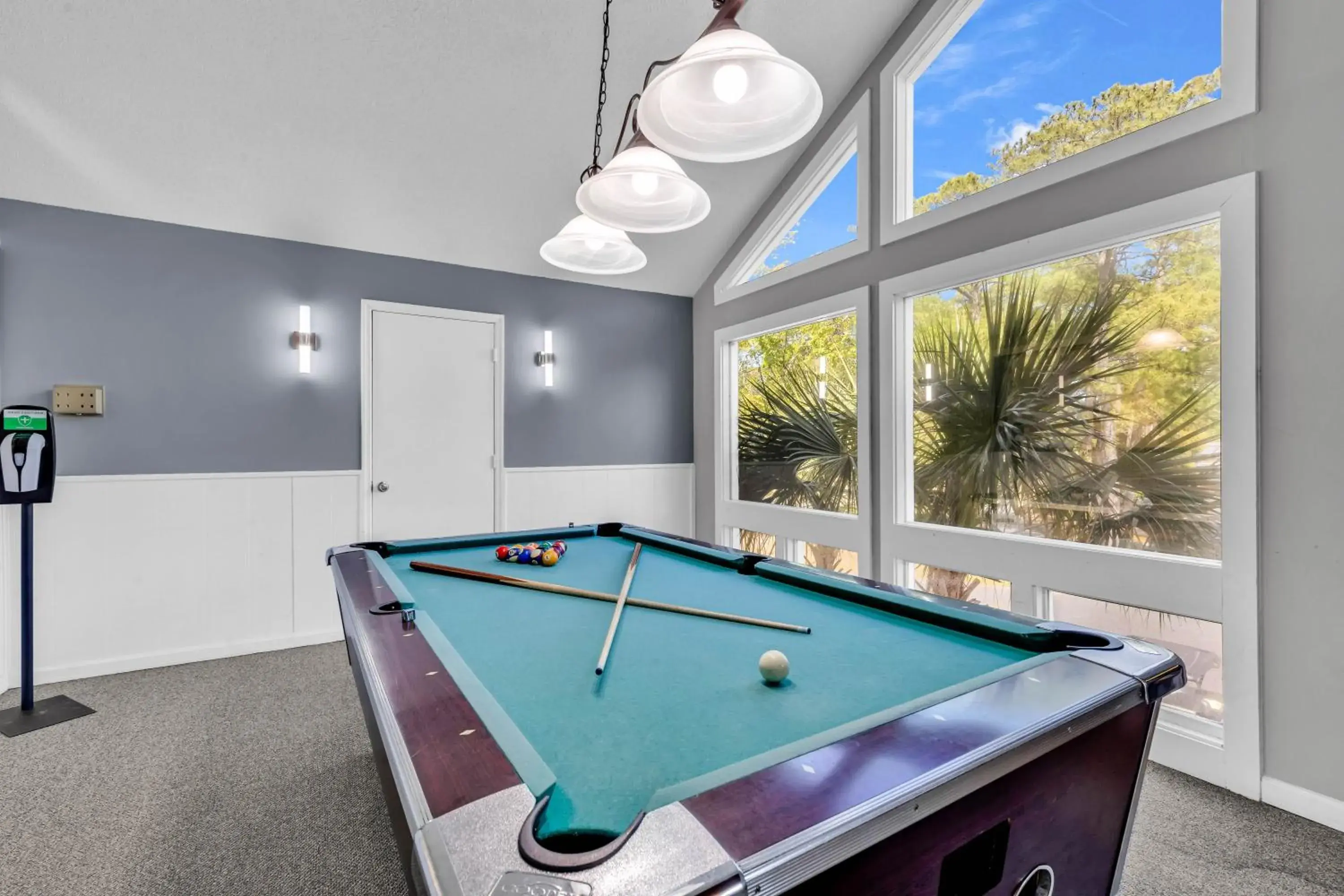 Billiard in The Links Billiard in The Links