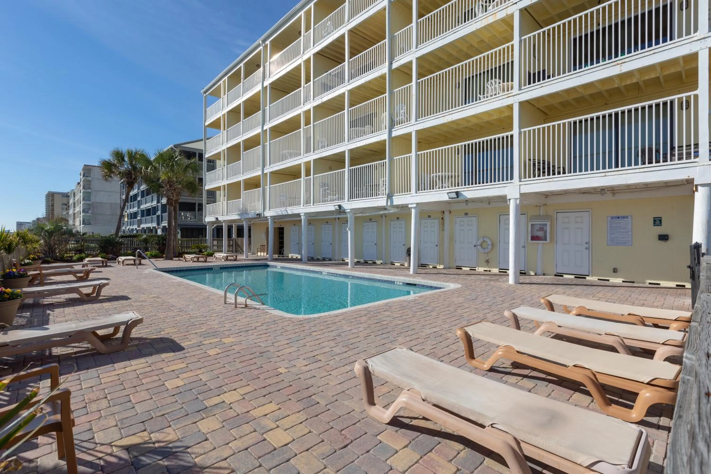 Swimming pool in Windy Shores II