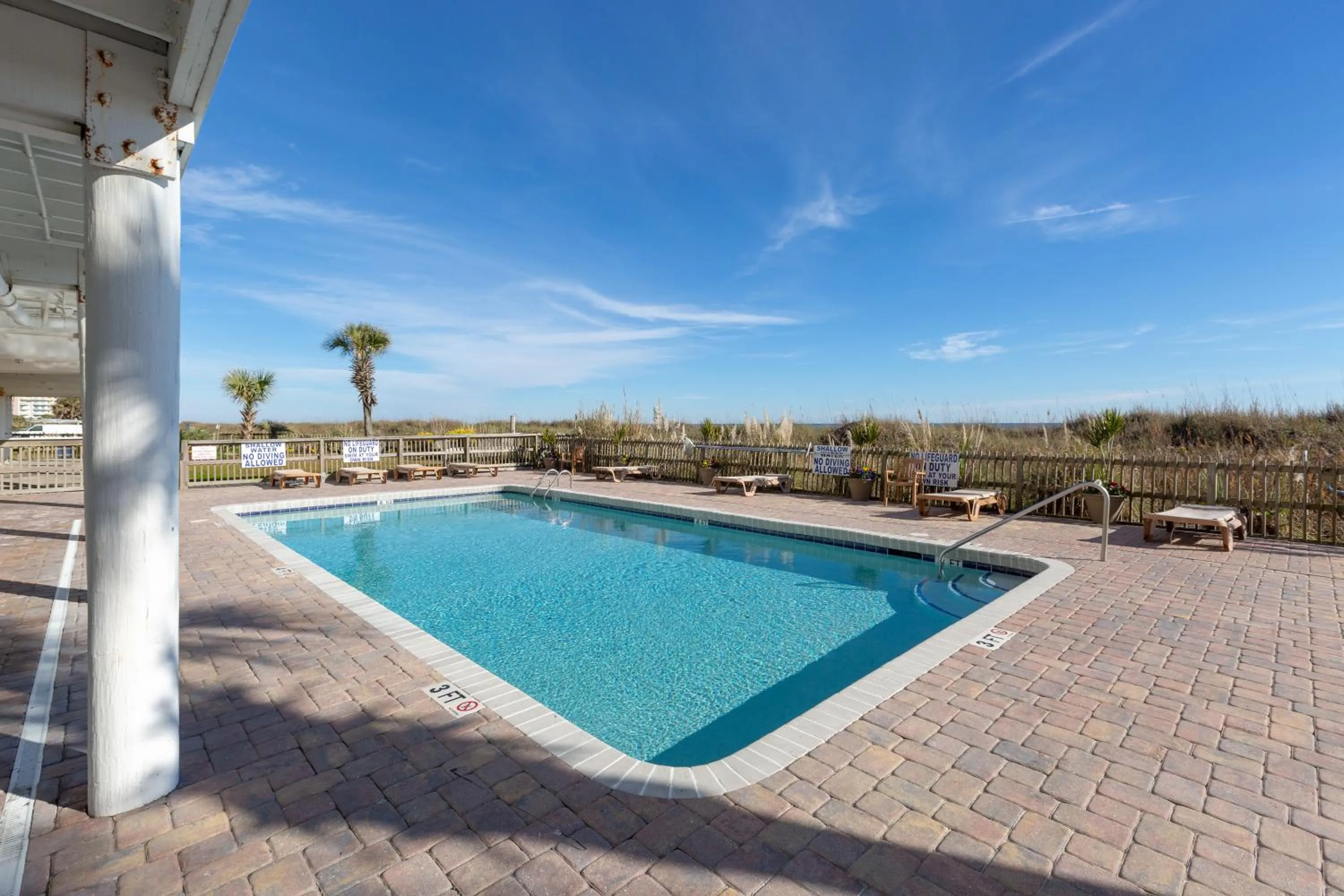 Swimming pool in Windy Shores II