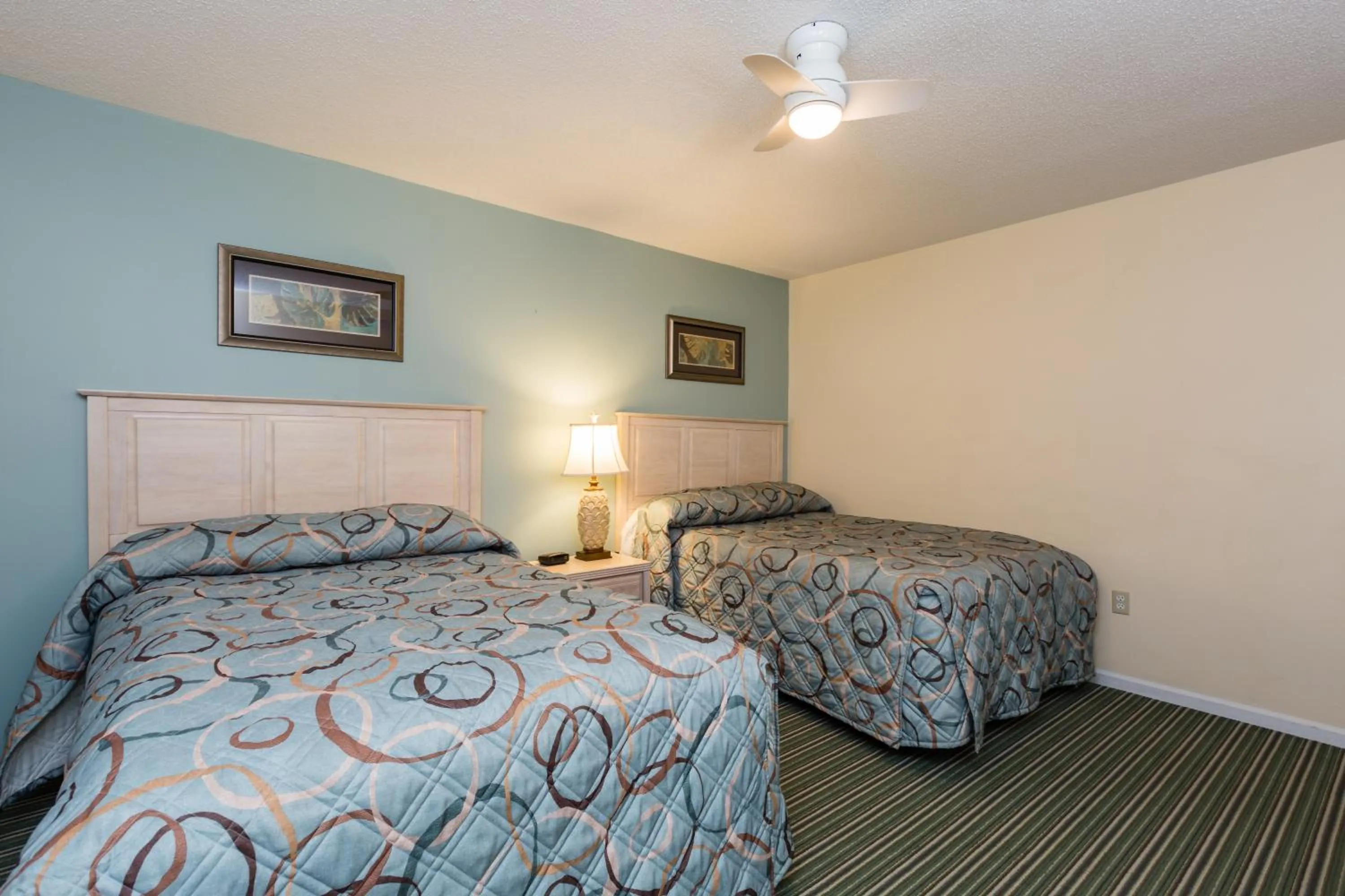 Bedroom, Bed in Windy Shores II