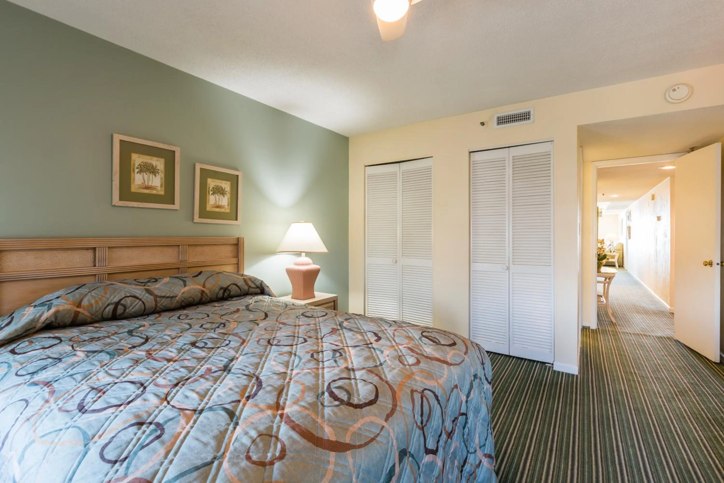 Bedroom, Bed in Windy Shores II