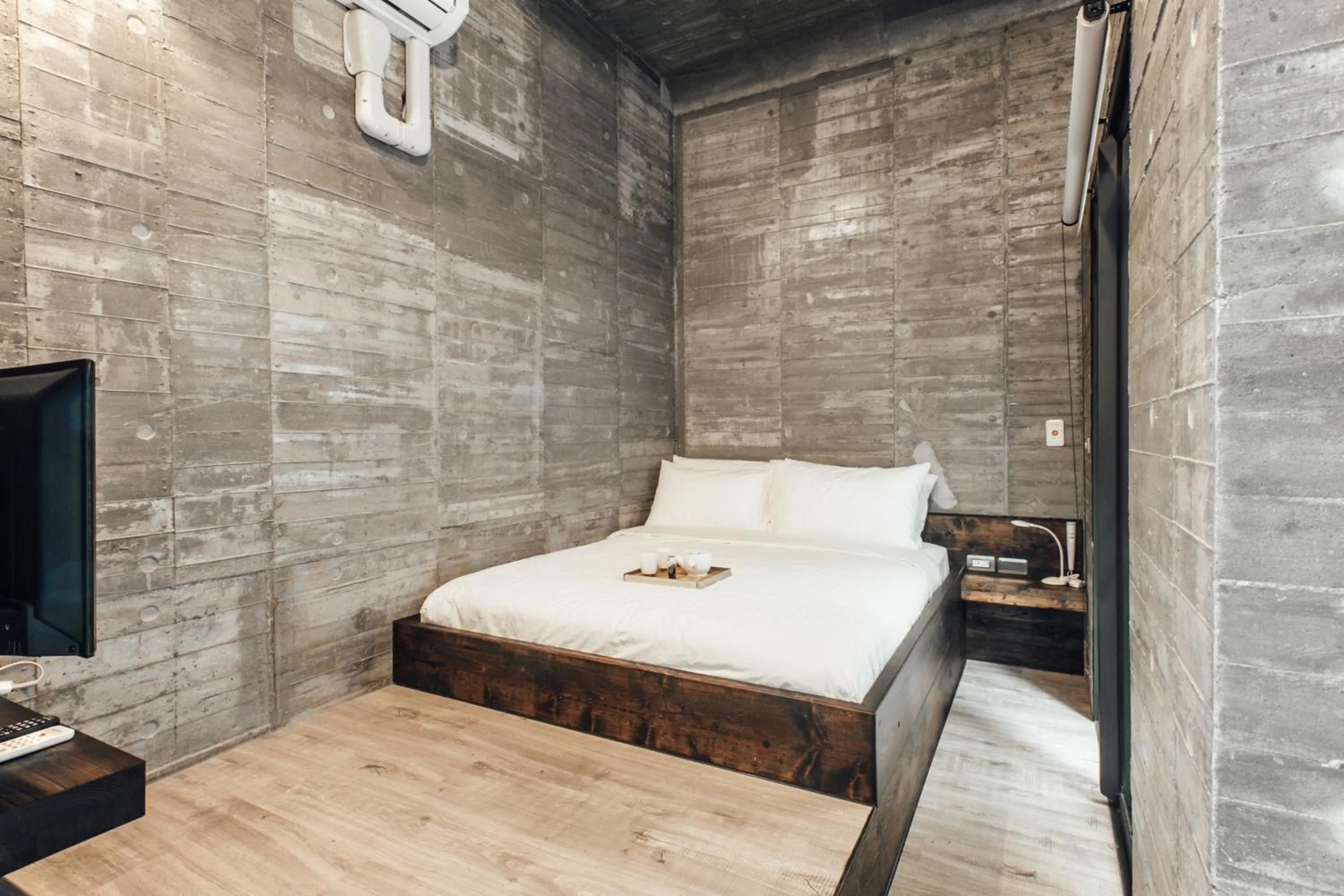 Bed in Enishi Resort Villa