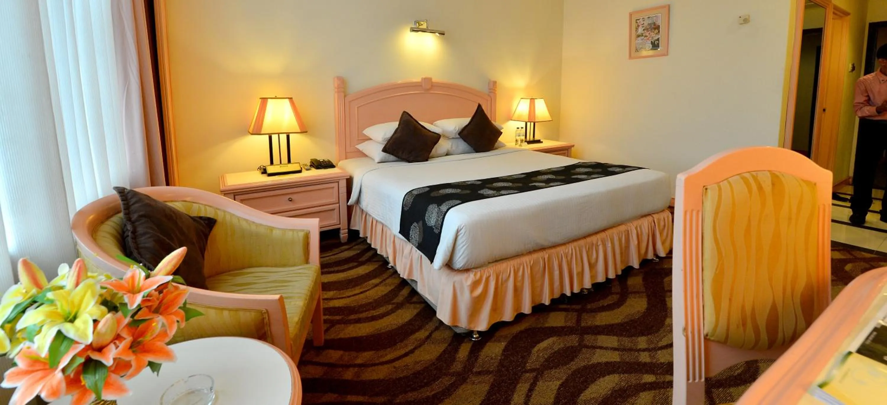 Bed in Emerald Puteri Hotel