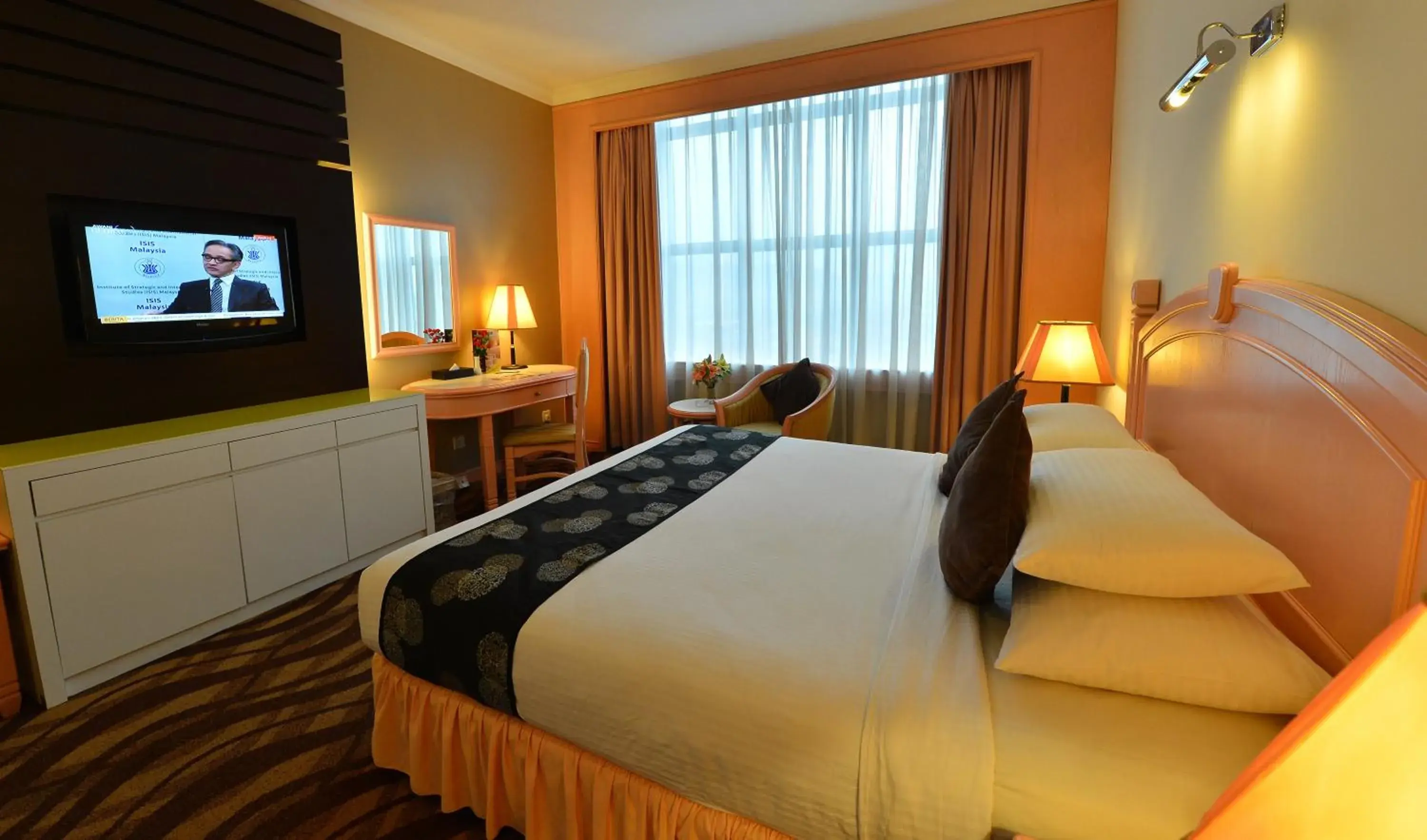 Executive Double in Emerald Puteri Hotel Executive Double in Emerald Puteri Hotel
