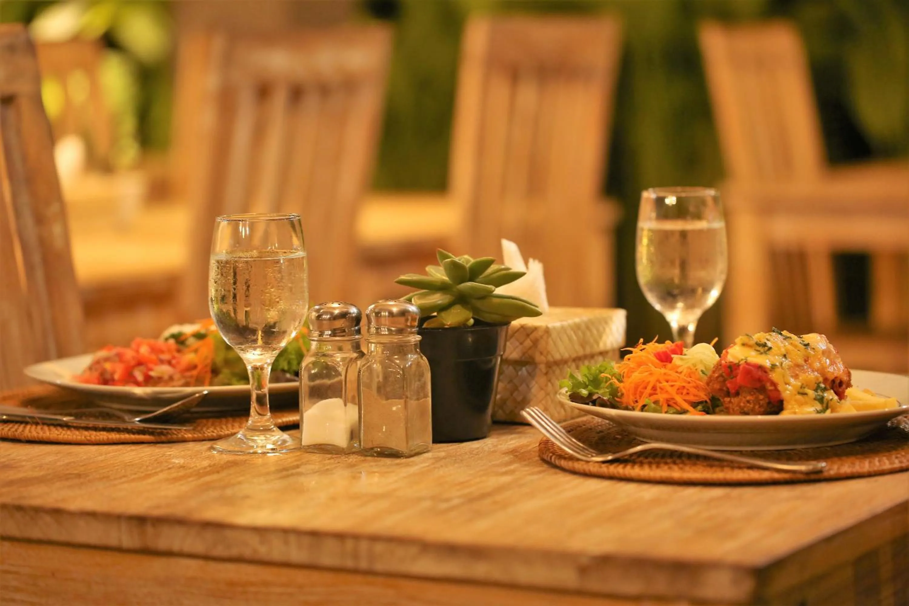 Dinner in Three Gold Luxury Private Villas