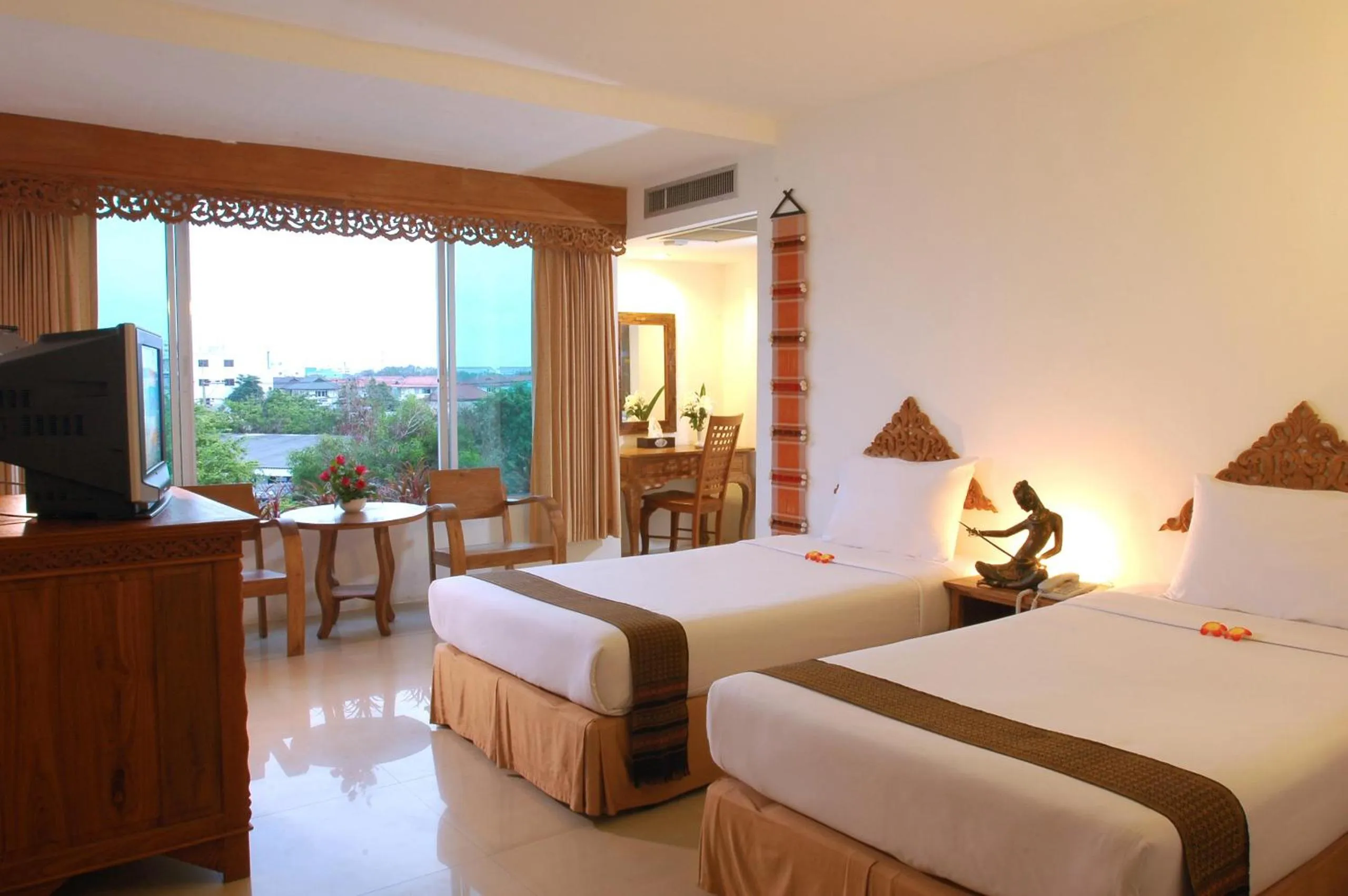 Photo of the whole room, Bed in Bansabai Hostelling International