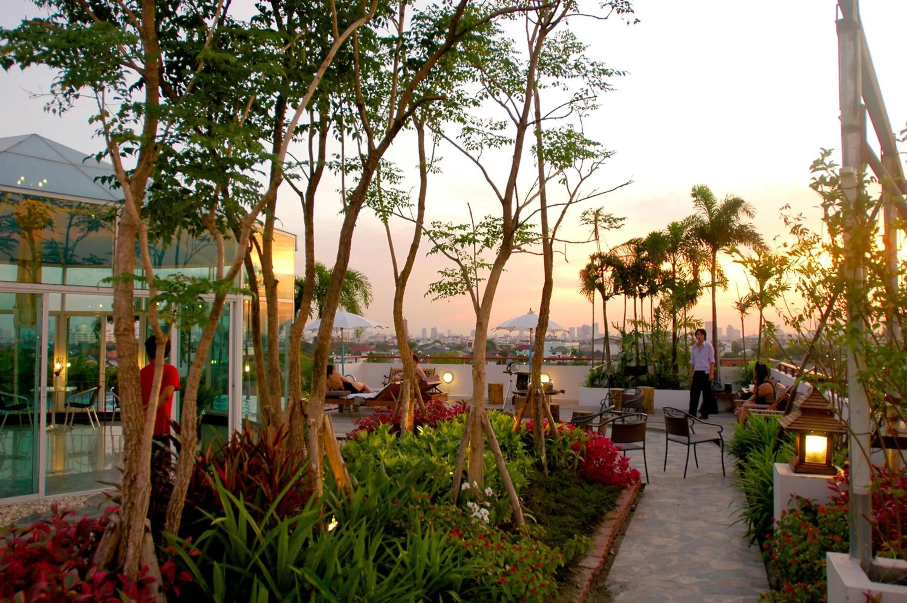 Garden in Bansabai Hostelling International