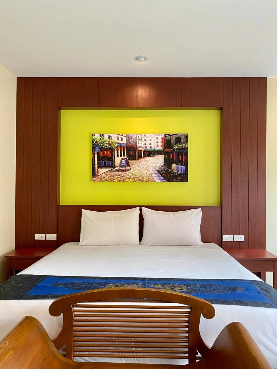 Bedroom, Bed in Baan Sudarat Hotel