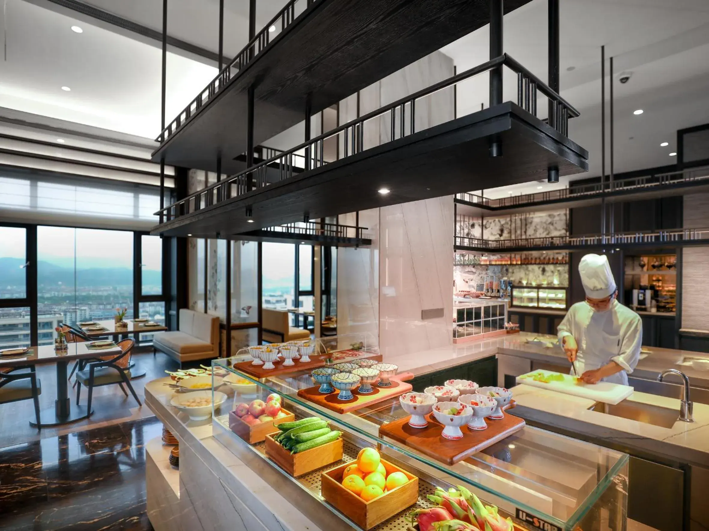 Restaurant/places to eat in Kingdom Hotel Restaurant/places to eat in Kingdom Hotel