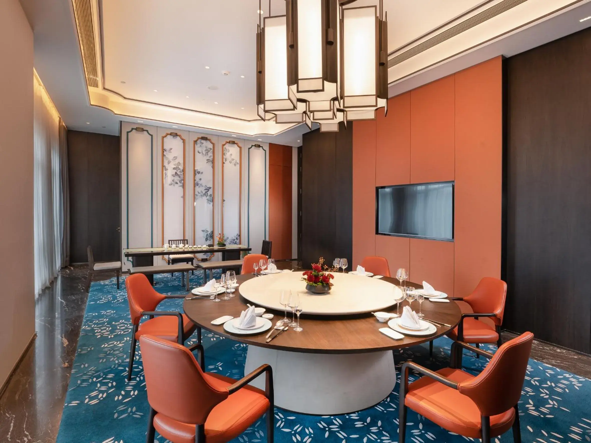 Restaurant/places to eat in Kingdom Hotel Restaurant/places to eat in Kingdom Hotel