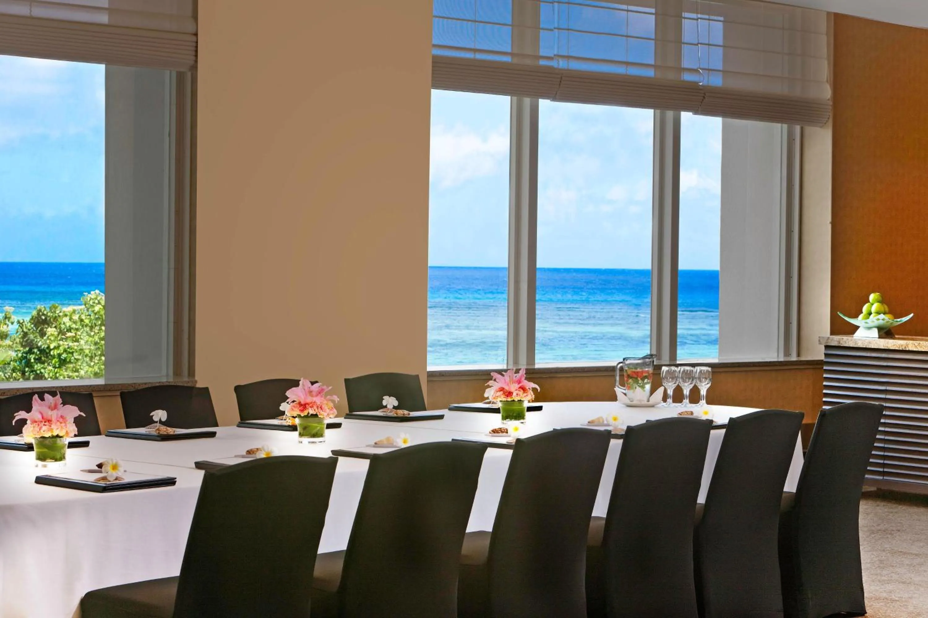 Meeting/conference room in The Westin Resort Guam