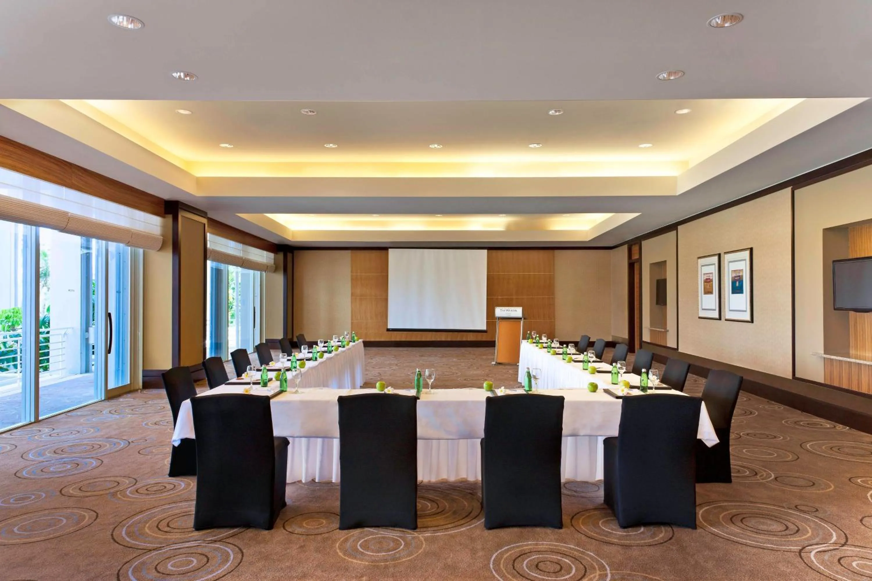 Meeting/conference room in The Westin Resort Guam