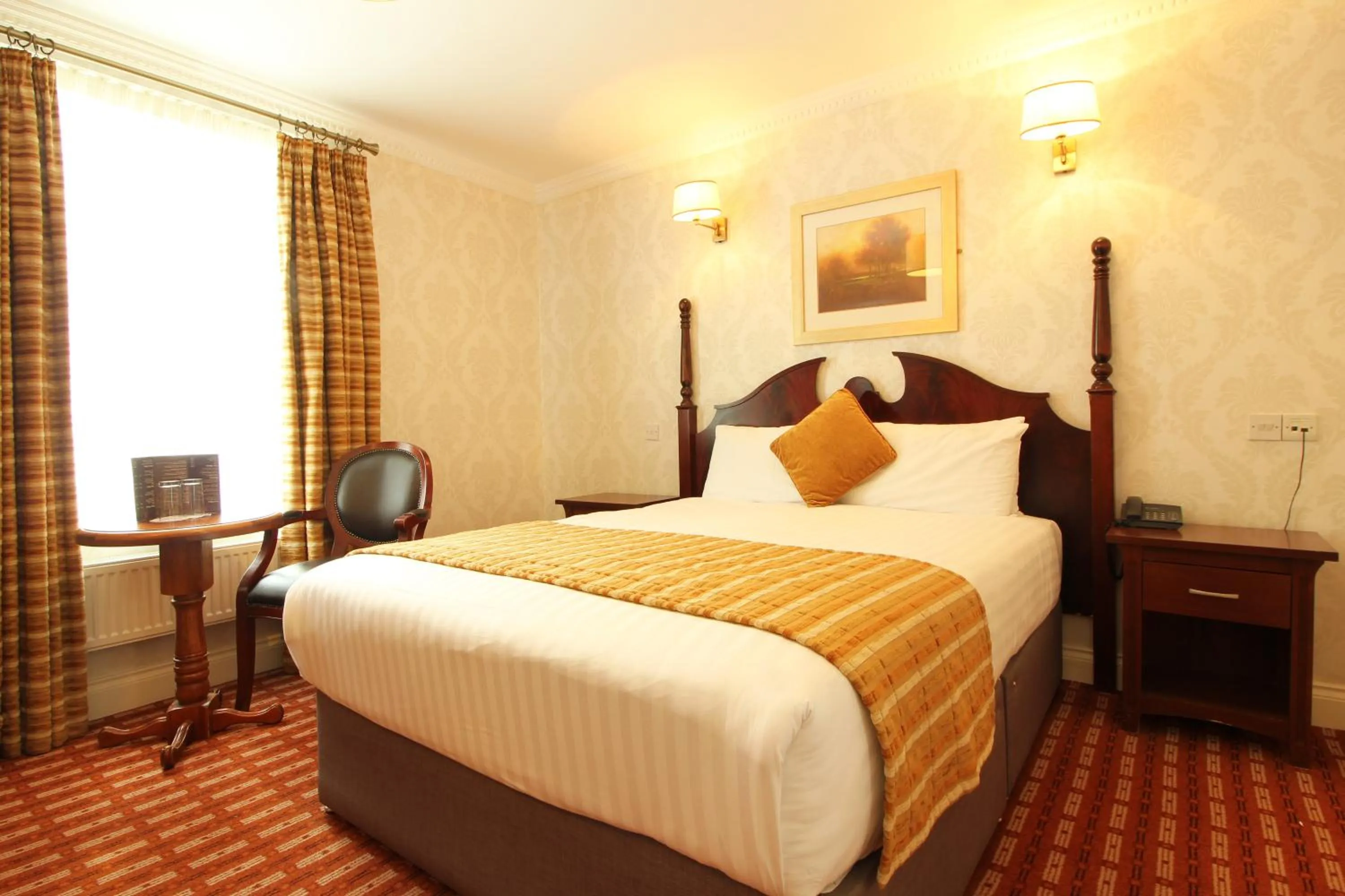 Photo of the whole room, Bed in Castle Hotel