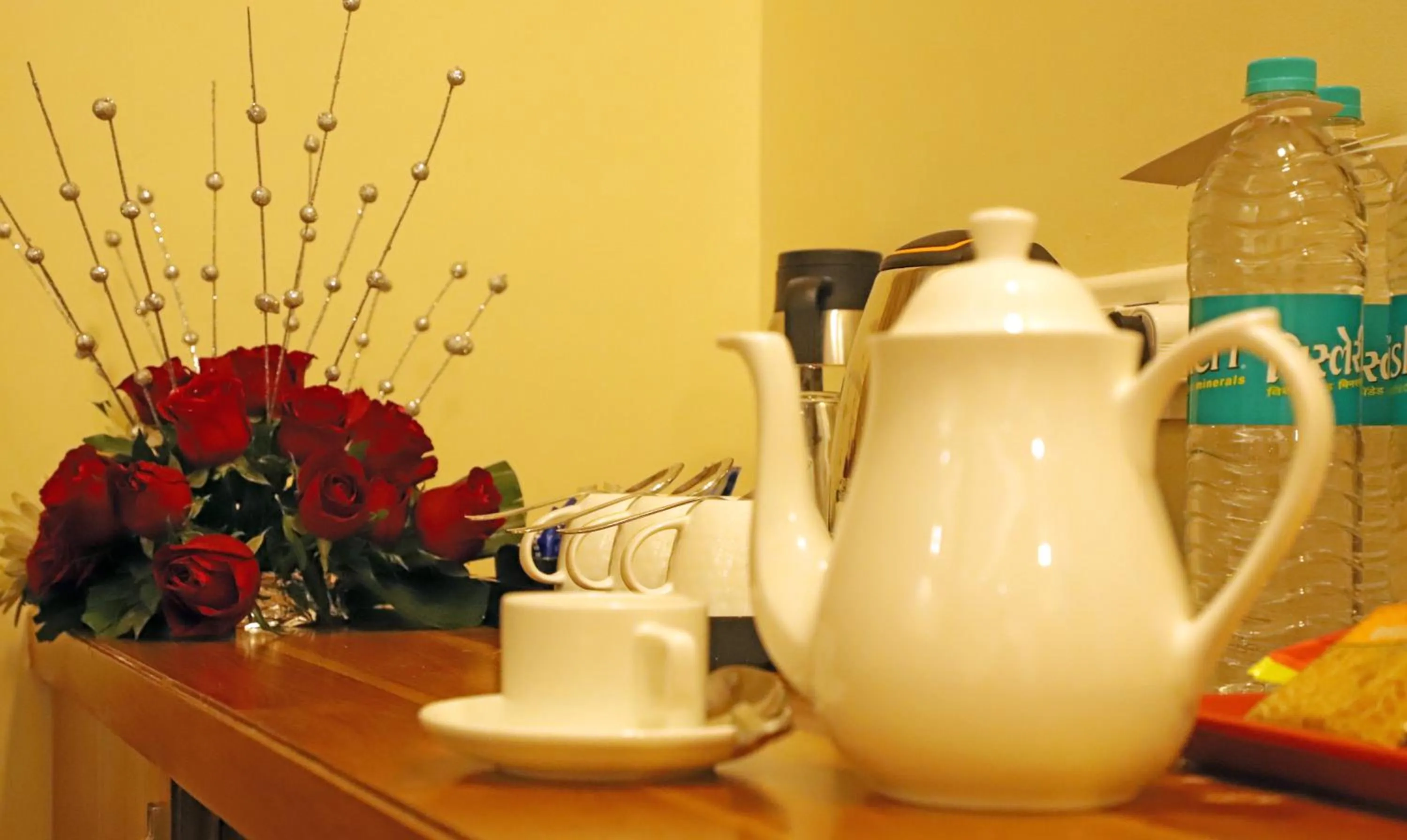 Coffee/tea facilities in Sai Neem Tree Hotel